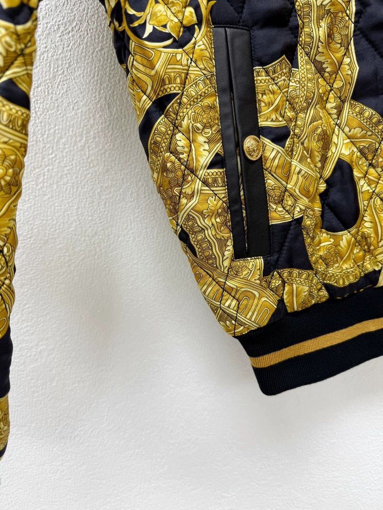 Versace Versace Mulberry silk cotton jacket Size US S / EU 44-46 / 1 - 3 Thumbnail