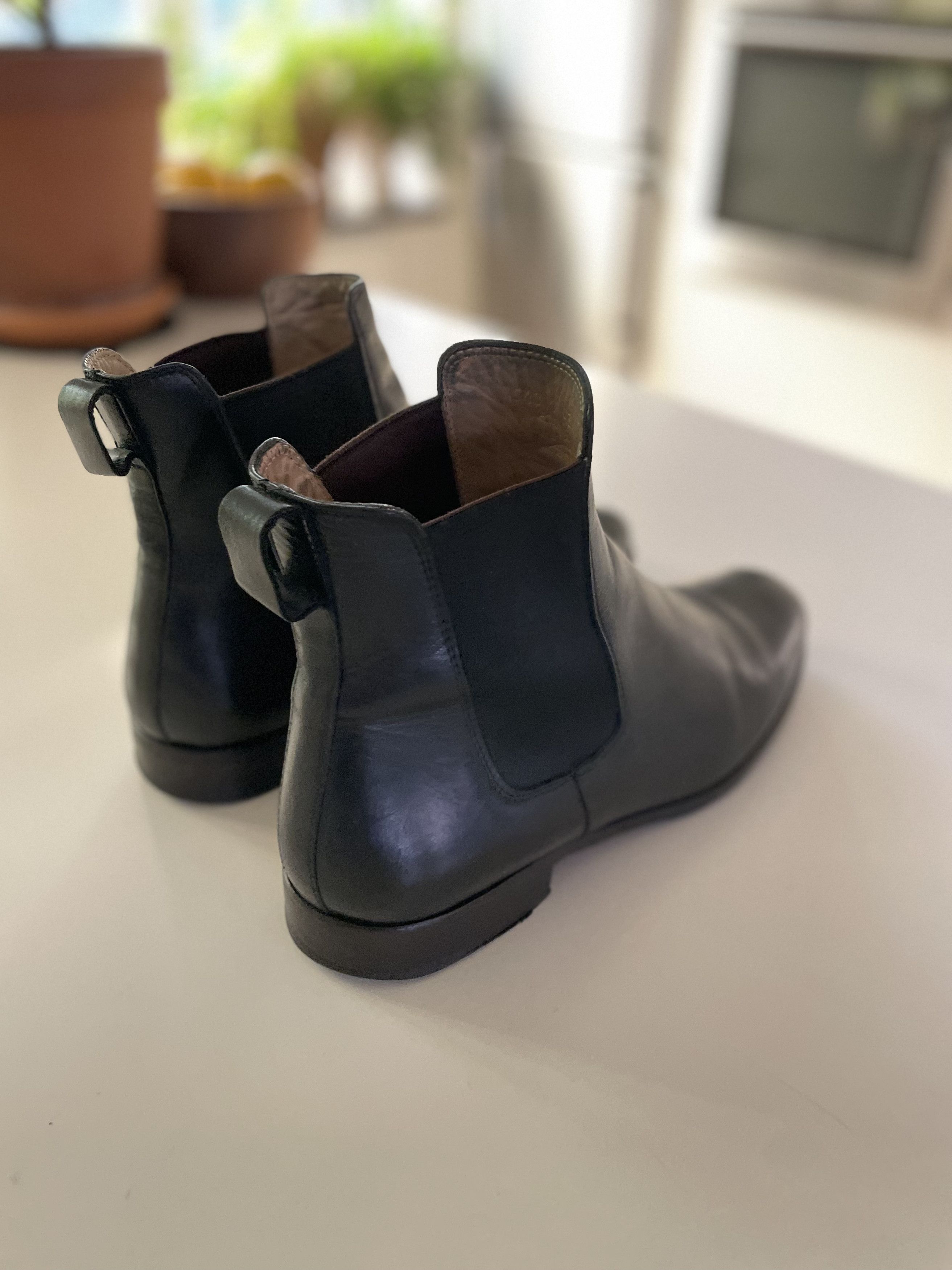 A.P.C. A.P.C. black leather Chelsea Boots Size US 10 / EU 43 - 2 Thumbnail