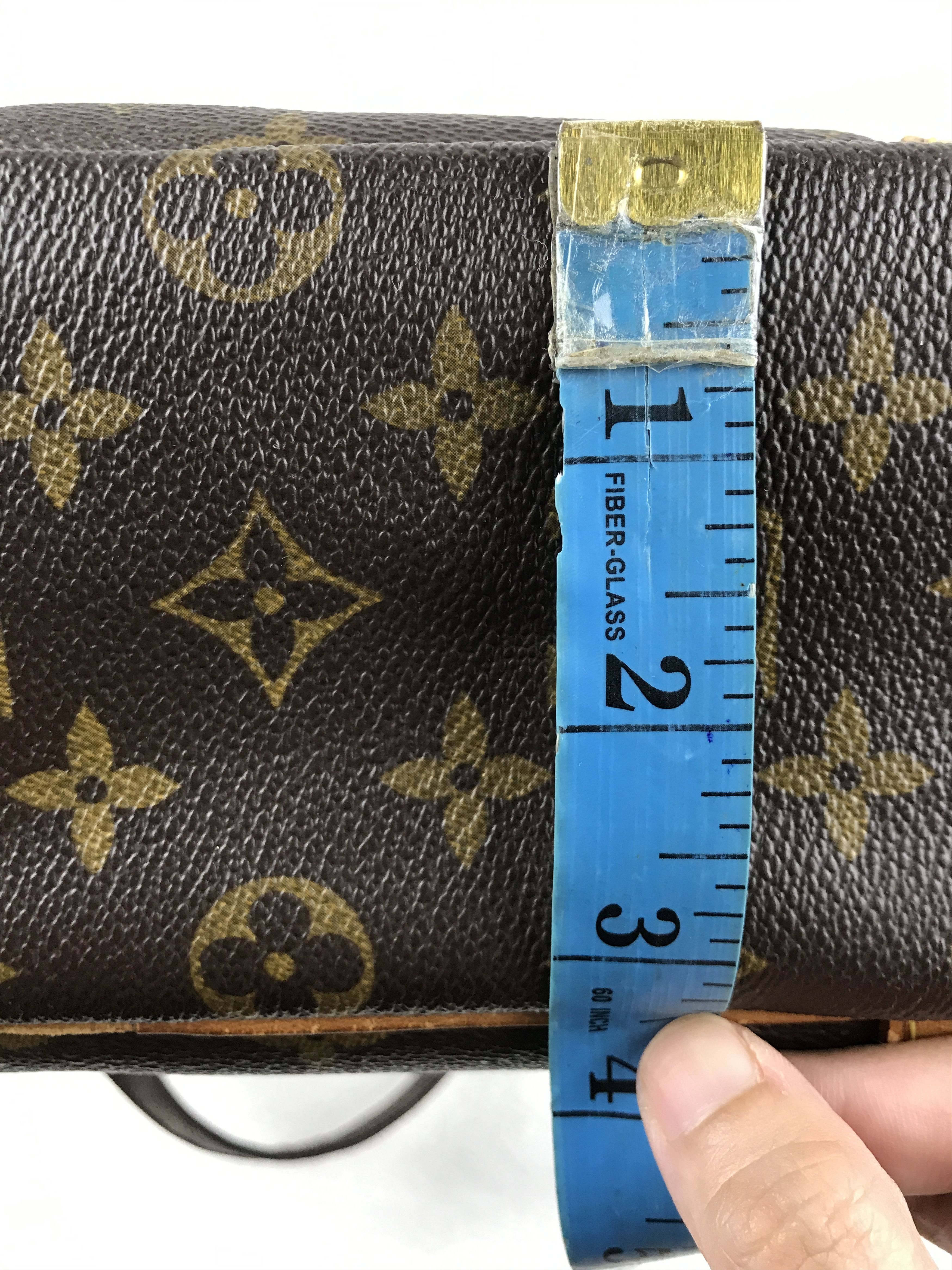 Louis Vuitton Louis Vuitton Monogram Danube Shoulder Messenger Bag Size ONE SIZE - 8 Thumbnail
