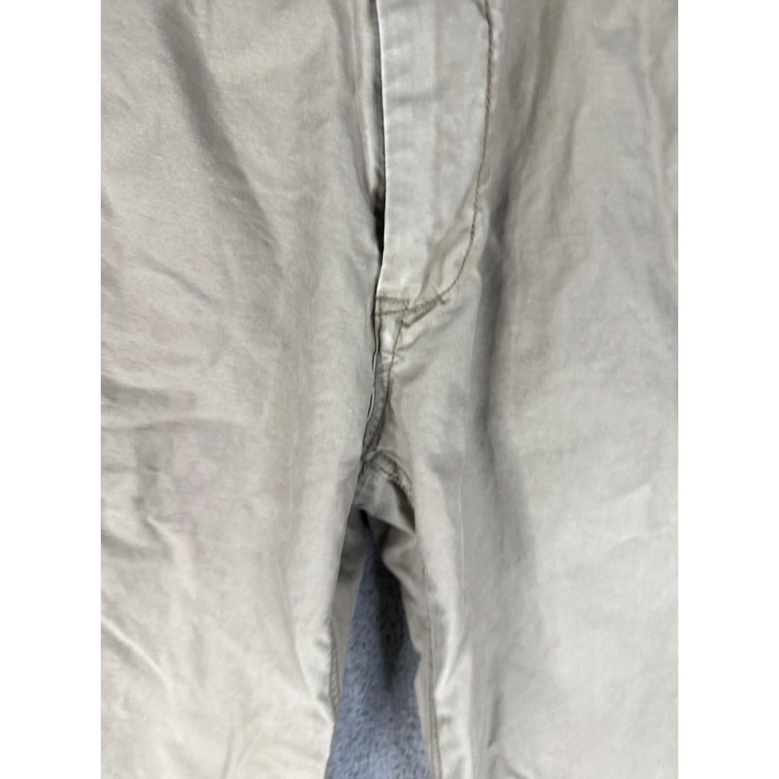 Gap VINTAGE Gap 1969 Pocket Khaki Chino Pants Mens 31x30 Straight Front Cotton Beige 1969 Utility Workwear Size US 31 - 5 Thumbnail