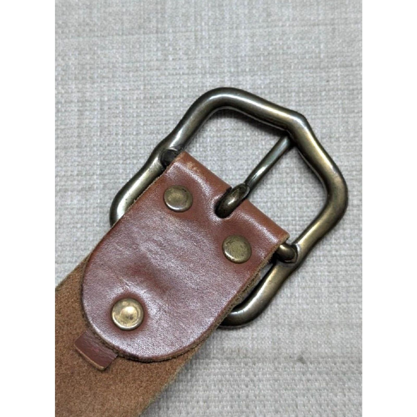 Lucky Brand VINTAGE Lucky Brand belt Leather floral COWHIDE brass buckle 30 brown Unisex Adults Small details included 90s Y2K Womens Mens Boys Girls Size 30 - 3 Thumbnail