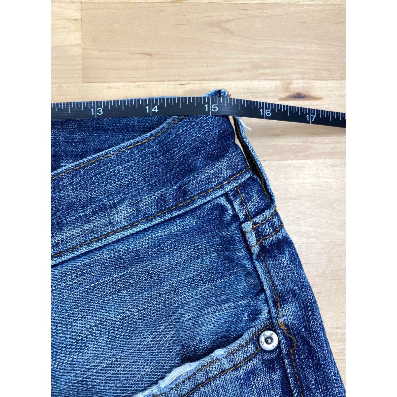 Gap Gap Jeans Womens Size 32/30 Denim Distressed 5-Pocket Belt Loops Zip Button Relaxed Straight Cropped Inseam 3 Blue Pants shorts #1926 Size 24" / US 00 / IT 34 - 5 Thumbnail