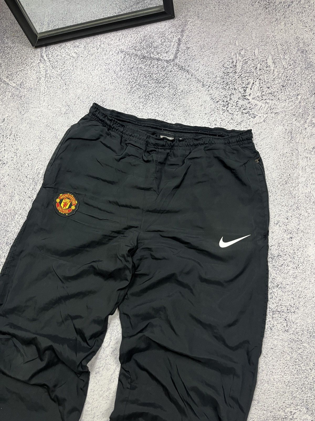 Nike Vintage Y2k Nike Manchester United Nylon Track Pants Drill Size US 30 / EU 46 - 5 Thumbnail