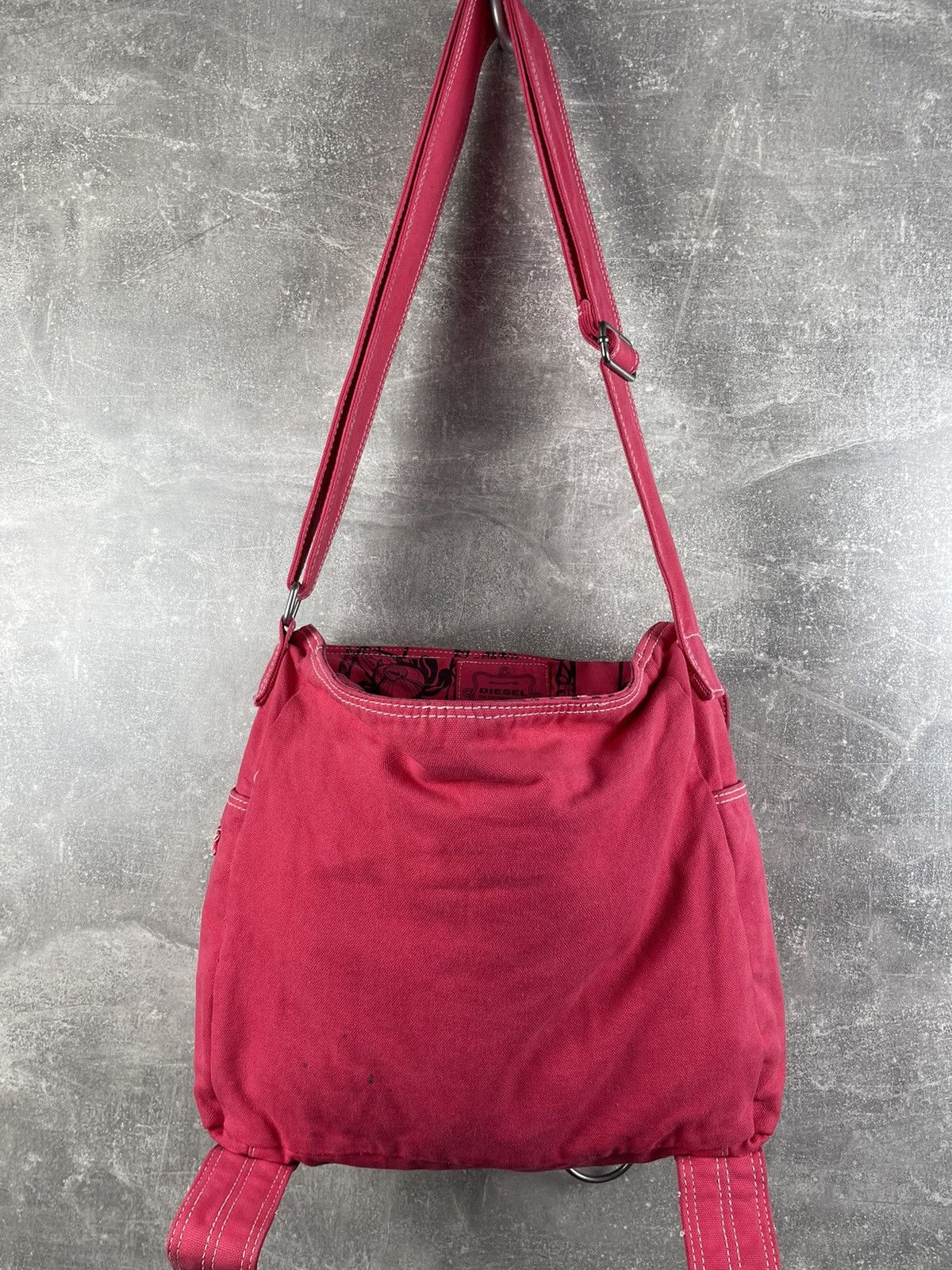 Diesel Diesel 1978 Red Durable Canvas Shoulder Bag Y2K Era Utility Size ONE SIZE - 8 Thumbnail