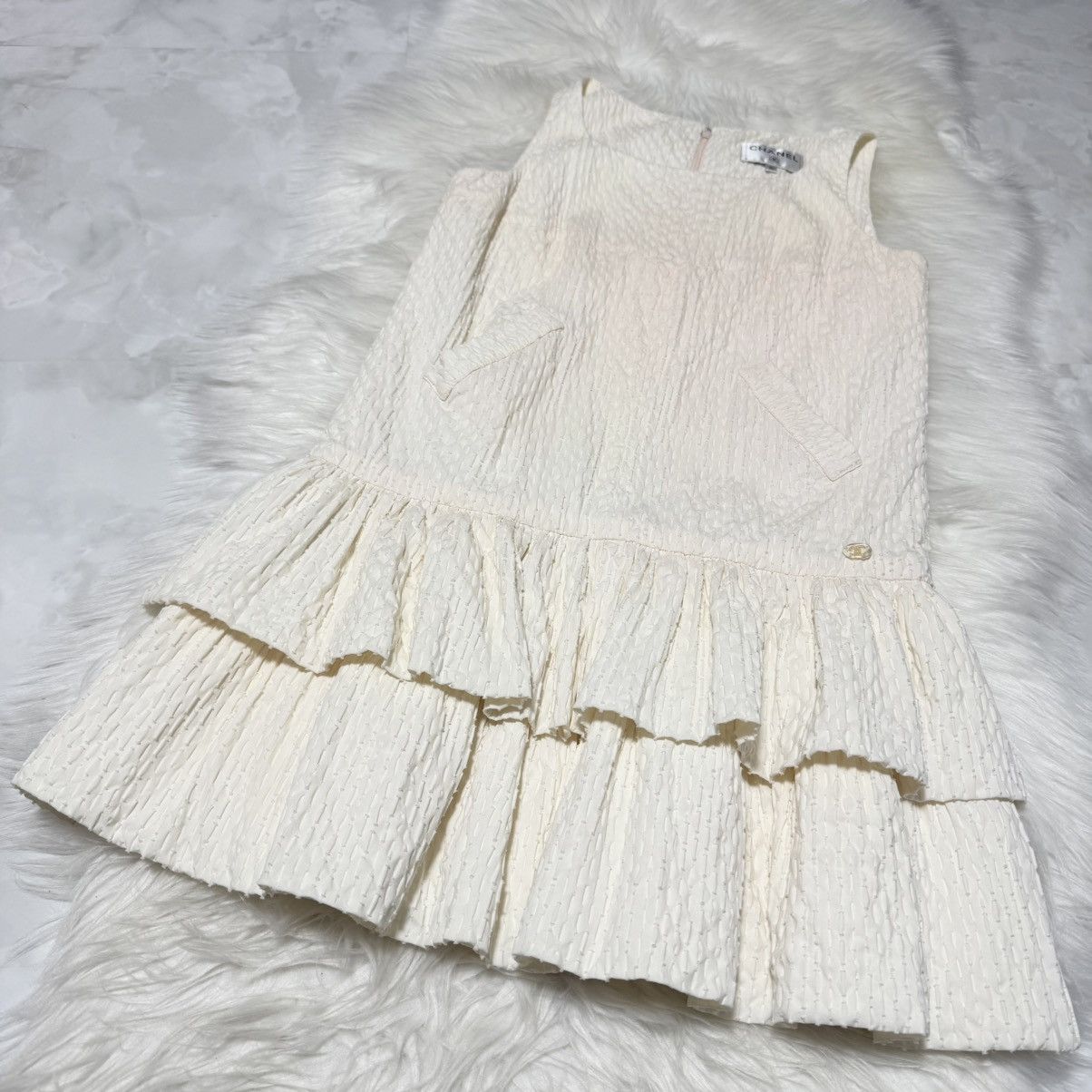 Chanel Genuine Chanel COCO decoration tiered sleeveless dress 36 Size XS / US 0-2 / IT 36-38 - 12 Thumbnail
