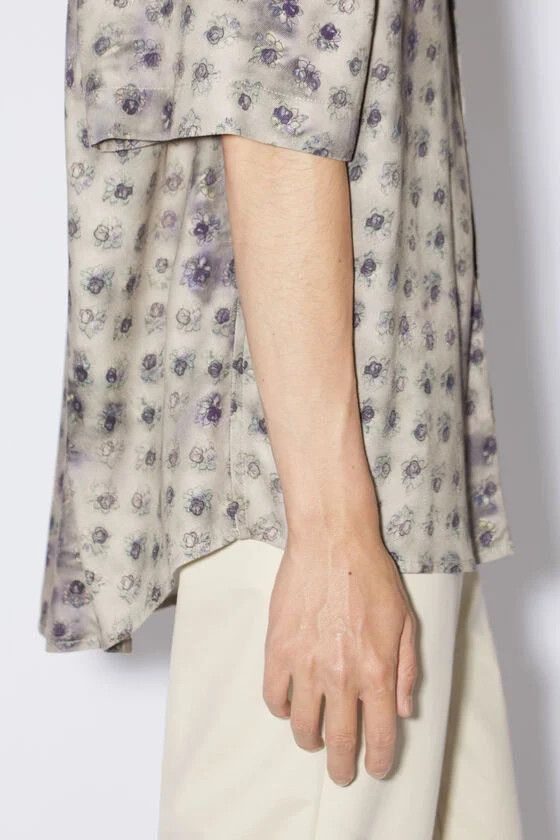 Acne Studios Floral shirt.Like Balenciaga or Vetements shirts Size US XL / EU 56 / 4 - 3 Thumbnail