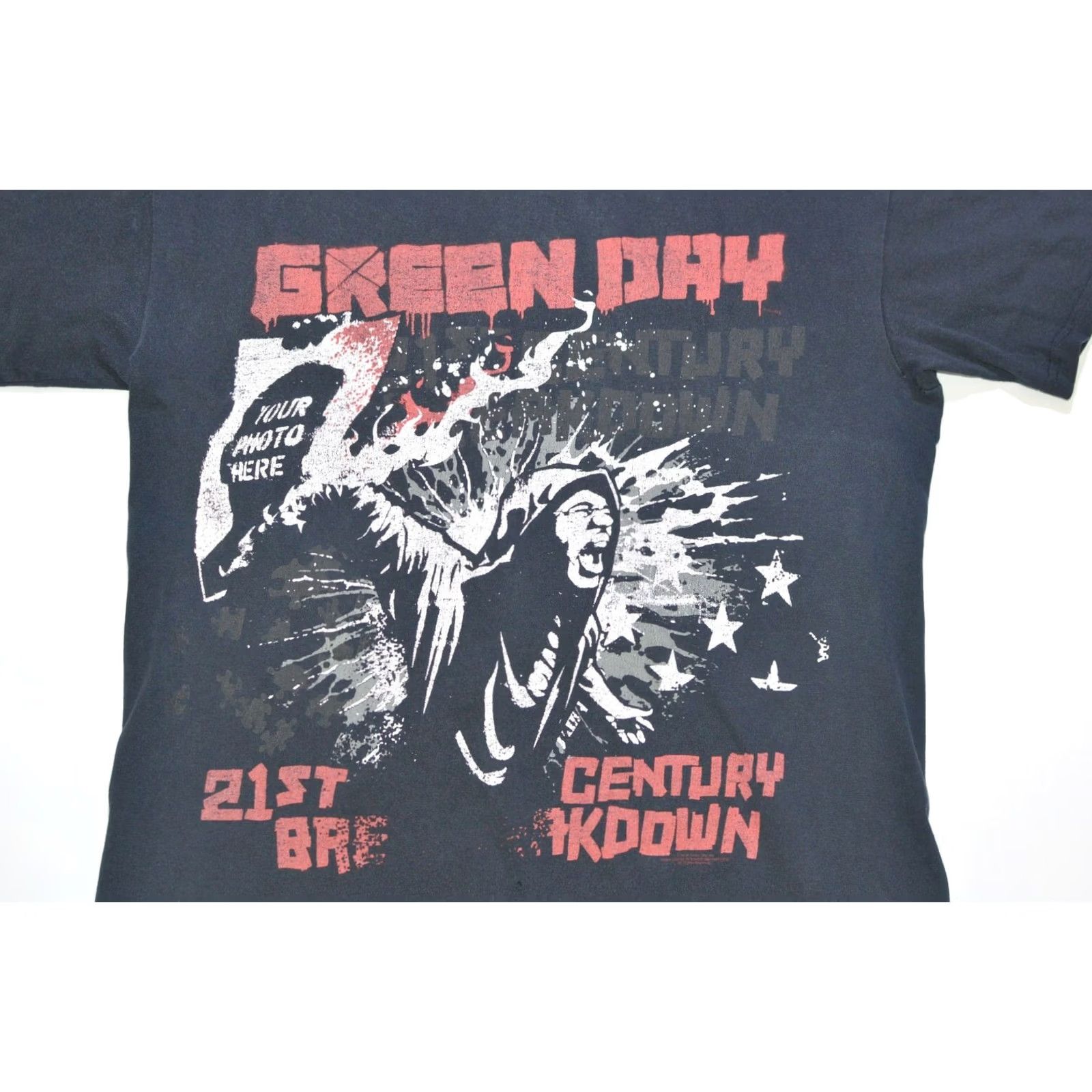 Gildan Gildan T-Shirt Distressed Vintage 21st Century Breakdown 2009 Black Day Tee Sz M Mens Size US M / EU 48-50 / 2 - 2 Thumbnail