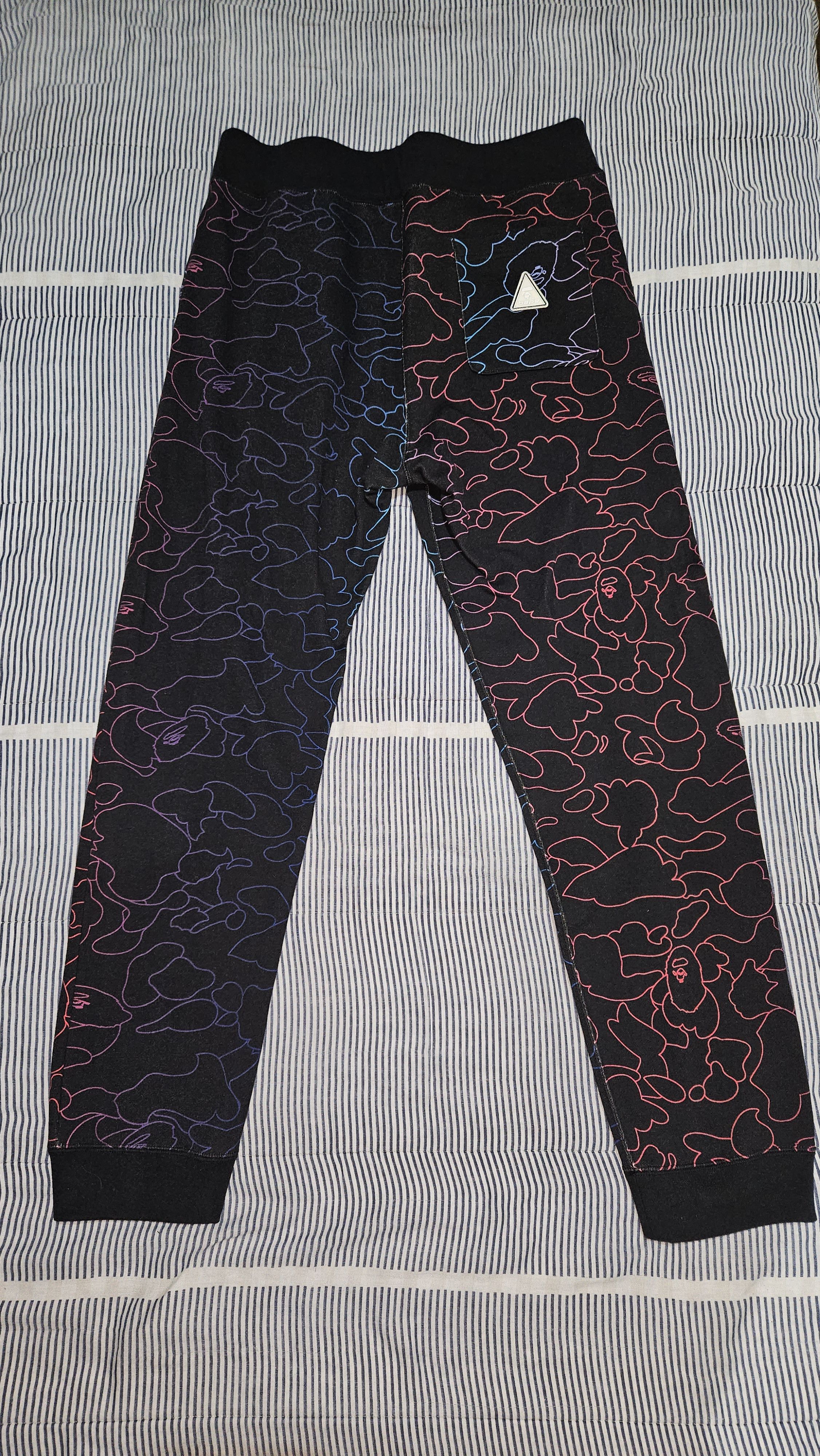 Bape Bape Pencil Camo Hologram Shark Sweatpants XL Size US 36 / EU 52 - 5 Thumbnail