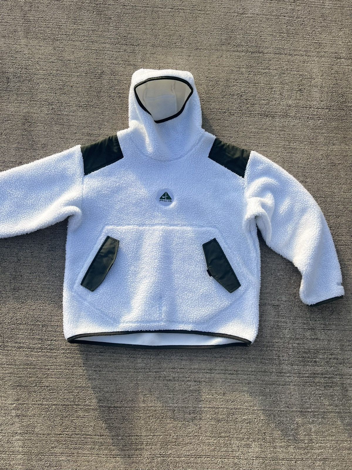 Nike ACG Men's Balaclava Retro Fleece Pullover. Nike JP