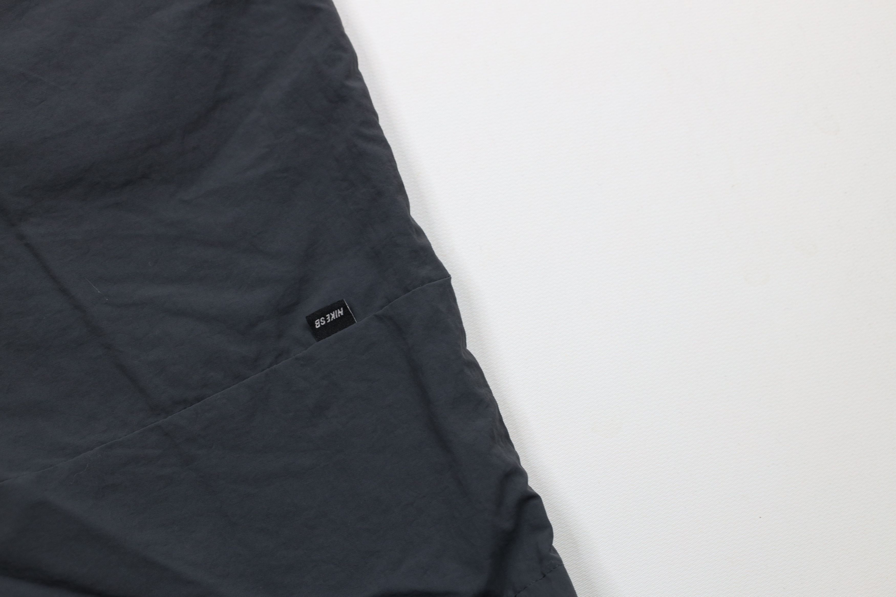 Nike × Vintage Vintage Y2K Nike SB Skateboarding Skateboard Shorts Gray Size US 32 / EU 48 - 13 Thumbnail
