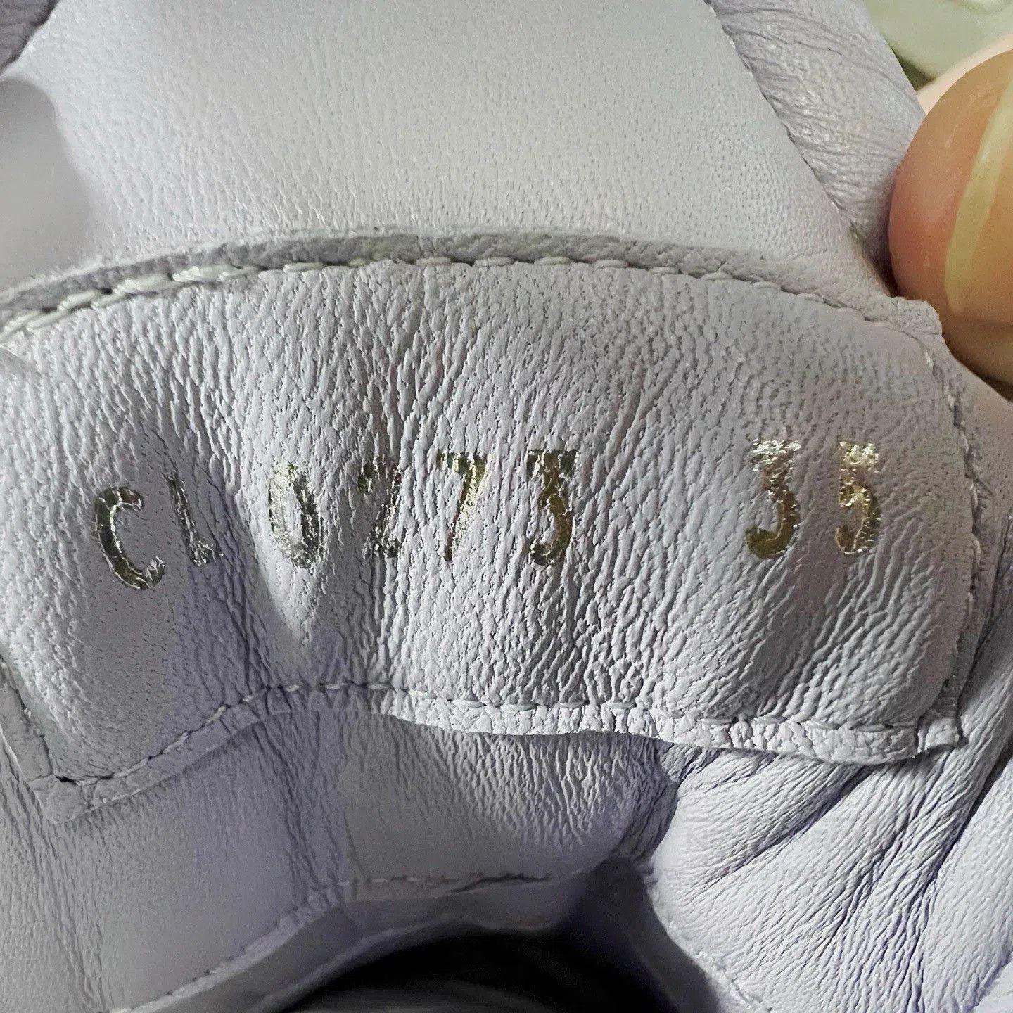 Louis Vuitton LV Purple Archlight2.0 Leather Platform Sneakers. Size US 4 / IT 34 - 3 Thumbnail