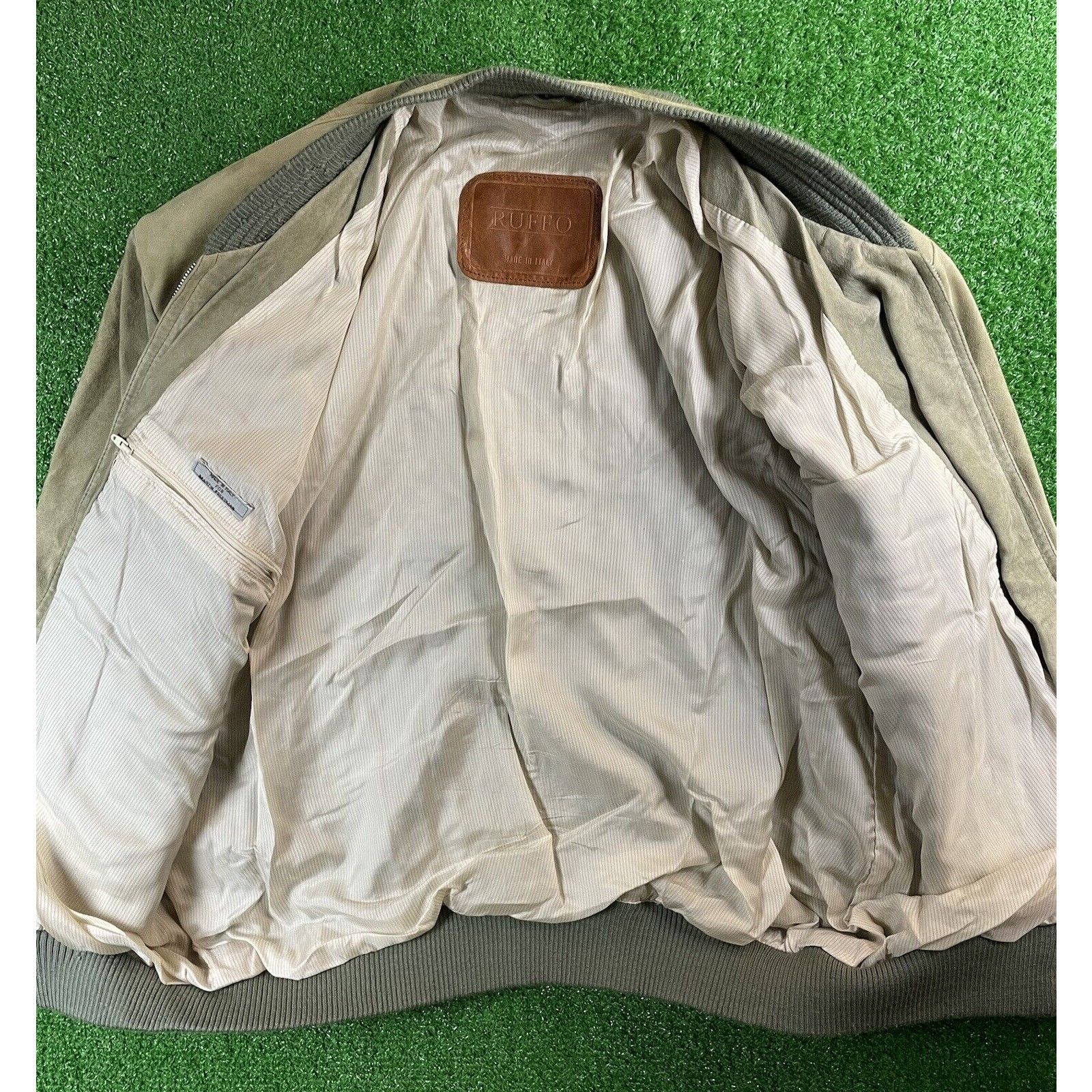 Vintage Vintage 80s Italian Suede Leather Green Medium Bomber Jacket Size US M / EU 48-50 / 2 - 3 Thumbnail
