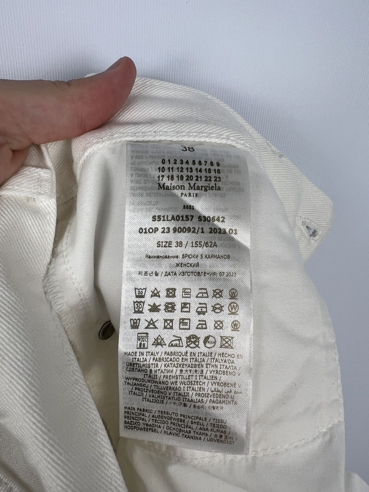 Maison Margiela White Maison Martin Margiela jeans (new with tags) Size 27" / US 4 / IT 40 - 8 Thumbnail