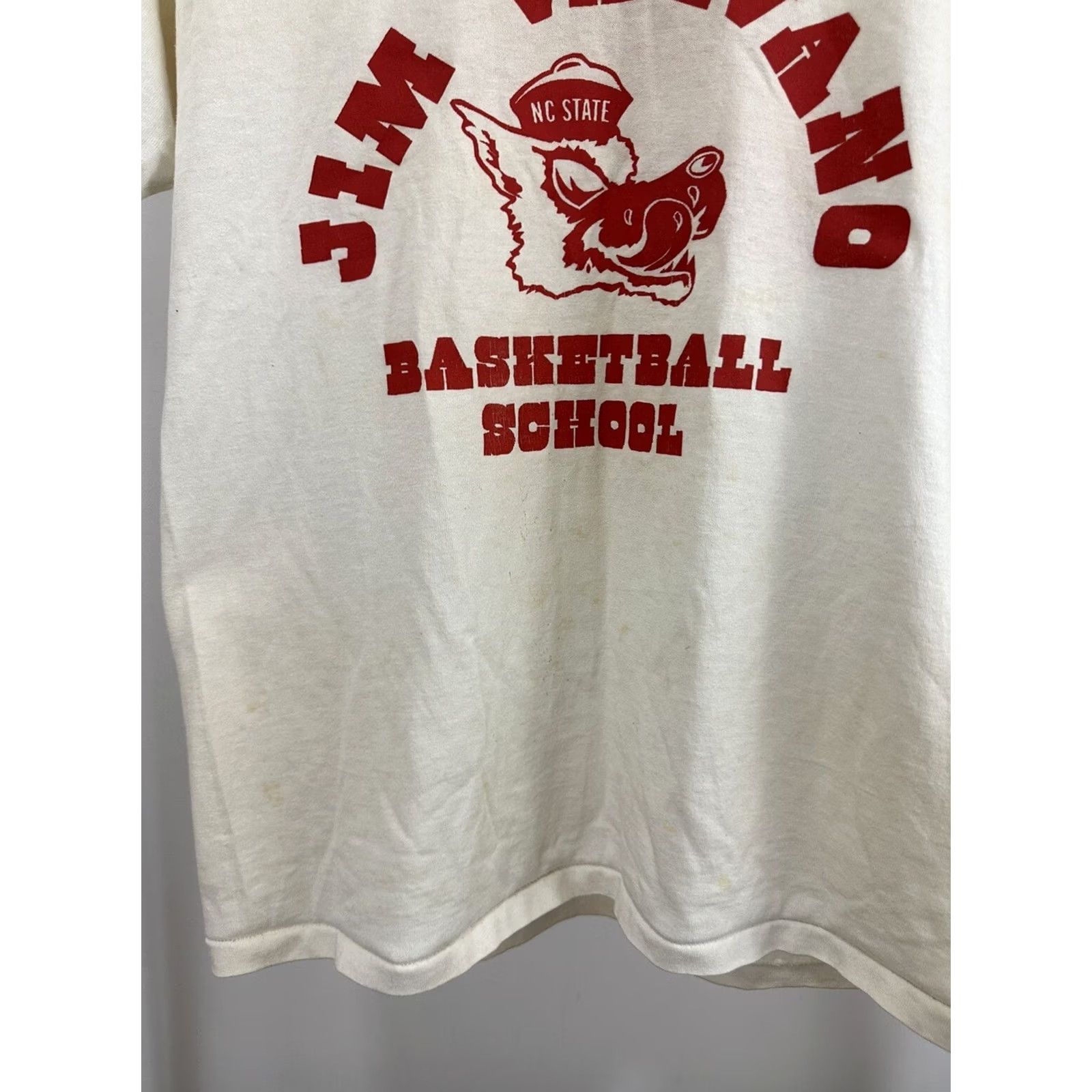 Nike Nike Swoosh T-Shirt Men XS Cream RARE VTG Jim Valvano Basketball School NC State Wolfpacks ACC NCAA Basketball Mens Shirts Size US S / EU 44-46 / 1 - 6 Thumbnail