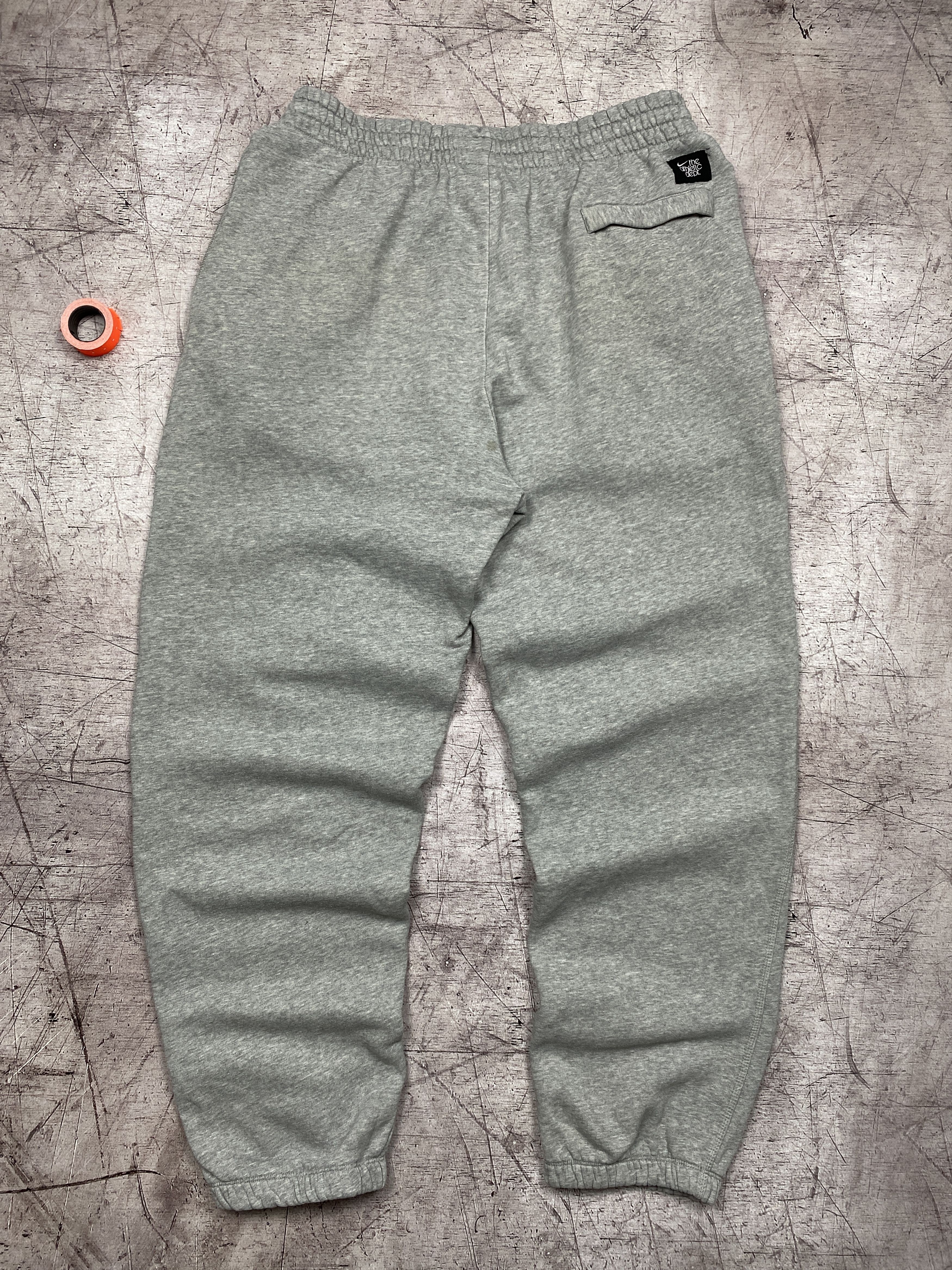 Nike × Vintage Nike Vintage Mens Baggy Sweatpants Cotton Track Pants Size US 36 / EU 52 - 7 Thumbnail