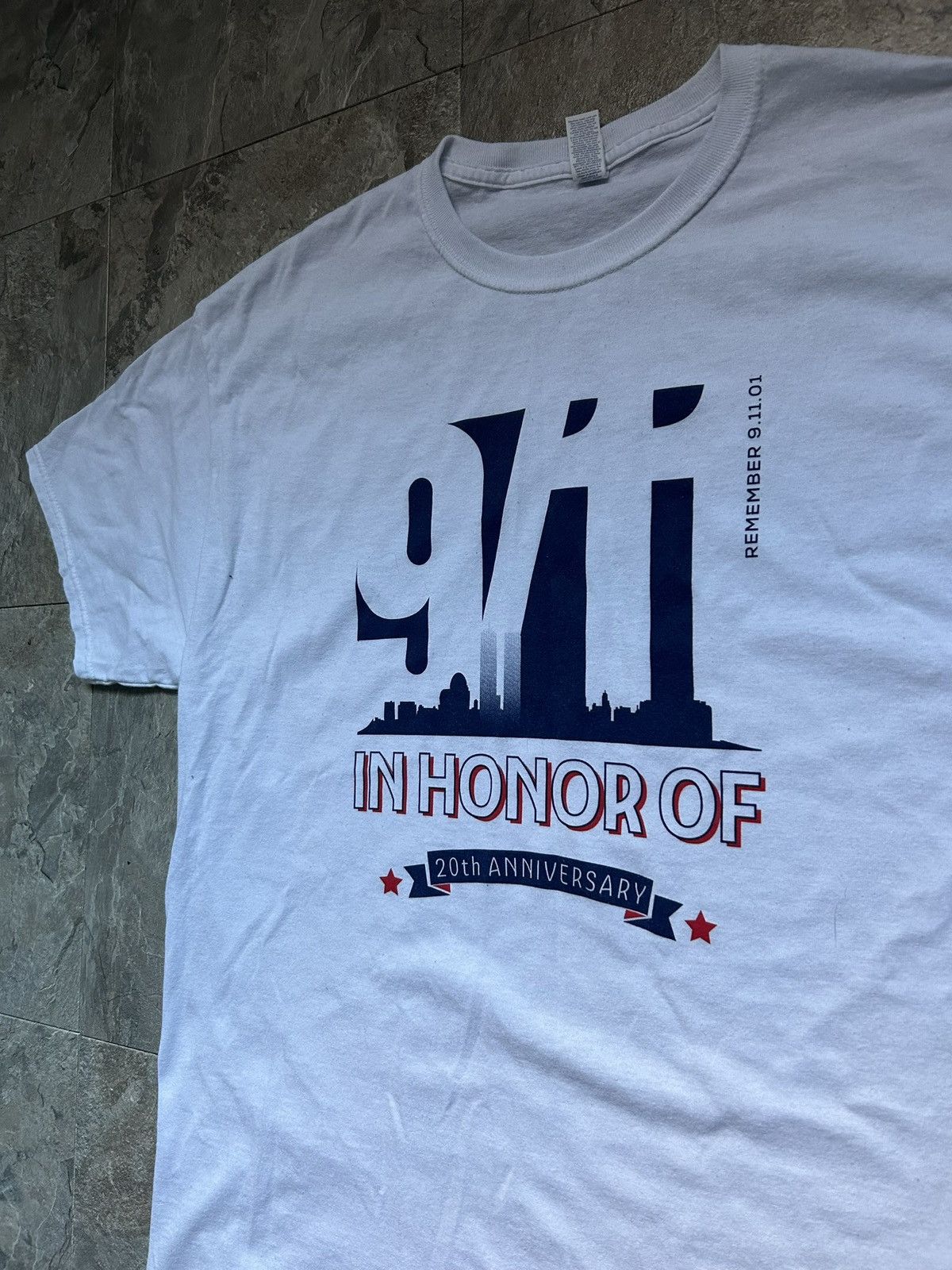 Vintage 9/11 TEE Size US XL / EU 56 / 4 - 3 Thumbnail