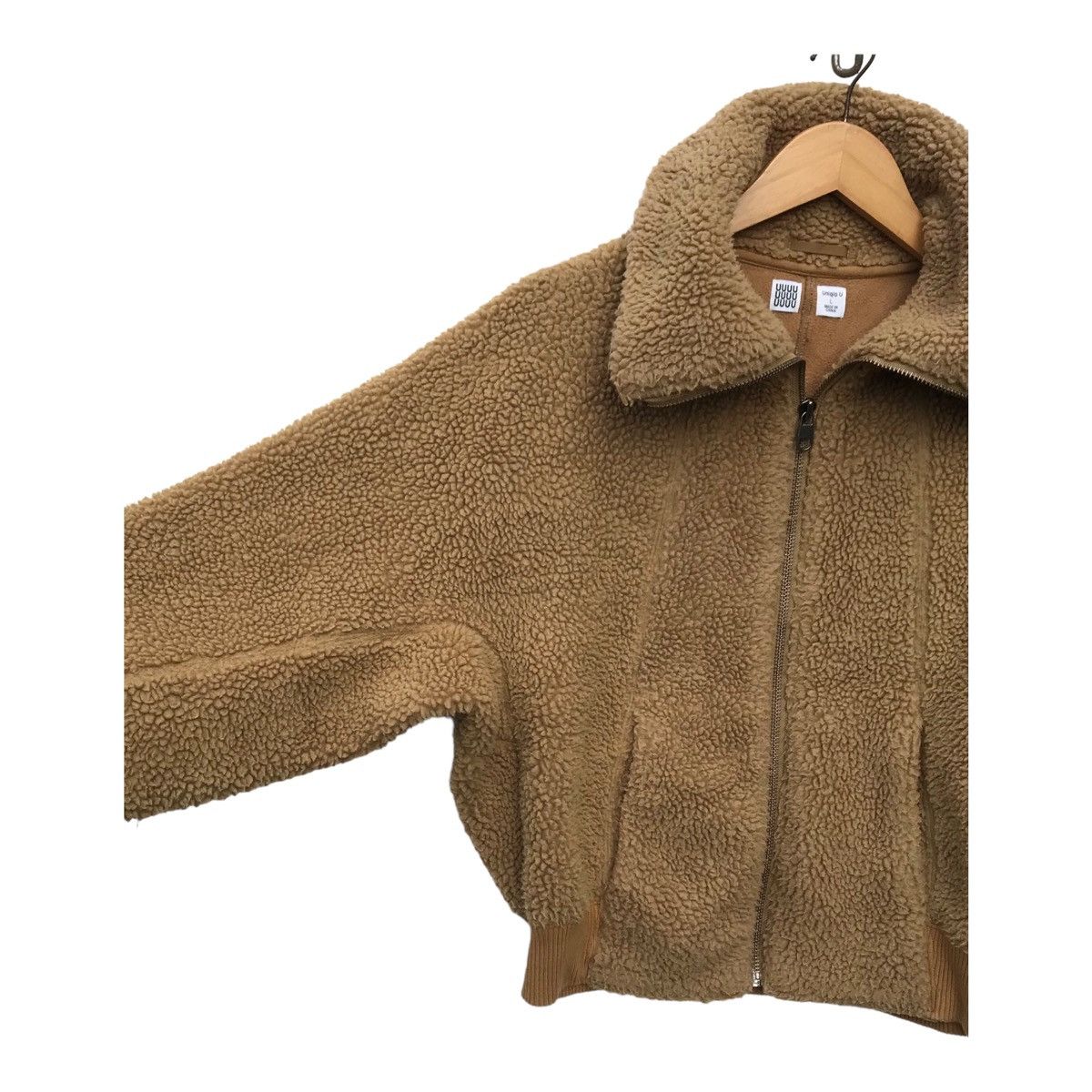 Uniqlo Uniqlo Sherpa Sweater Size US M / EU 48-50 / 2 - 3 Thumbnail