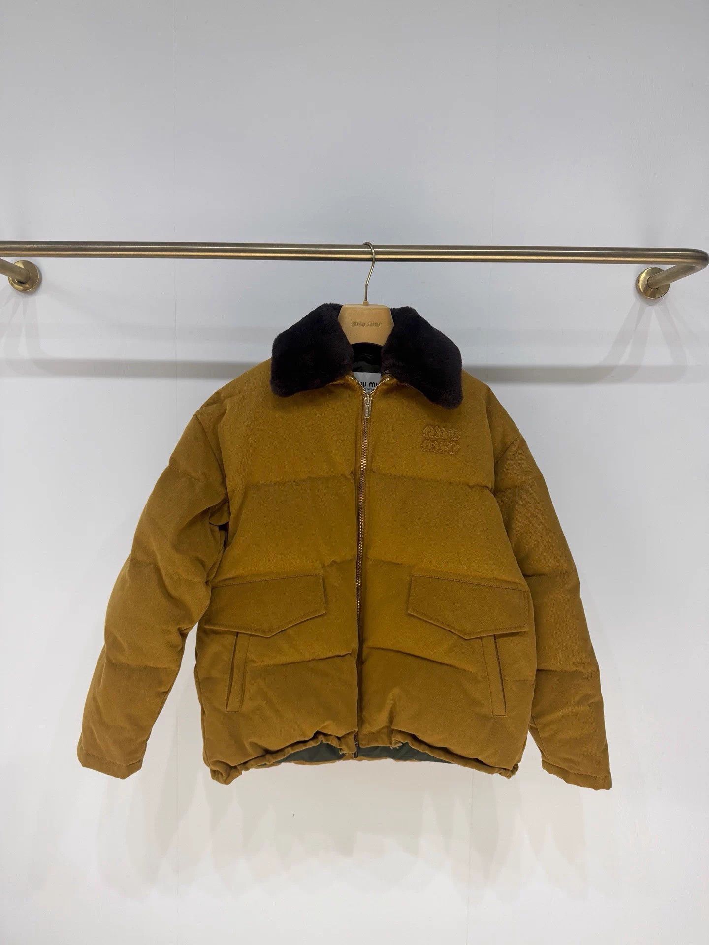 Miu Miu Miu Miu Embroidered Logo Shearling Collar Puffer Size XS / US 0-2 / IT 36-38 - 1 Thumbnail