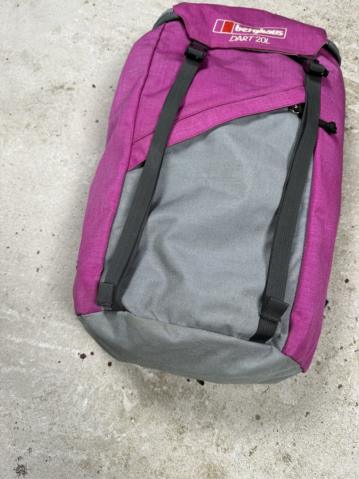 Berghaus Vintage Y2K Berghaus Dart 20L Rucksack Backpack Outdoor Size ONE SIZE - 3 Thumbnail