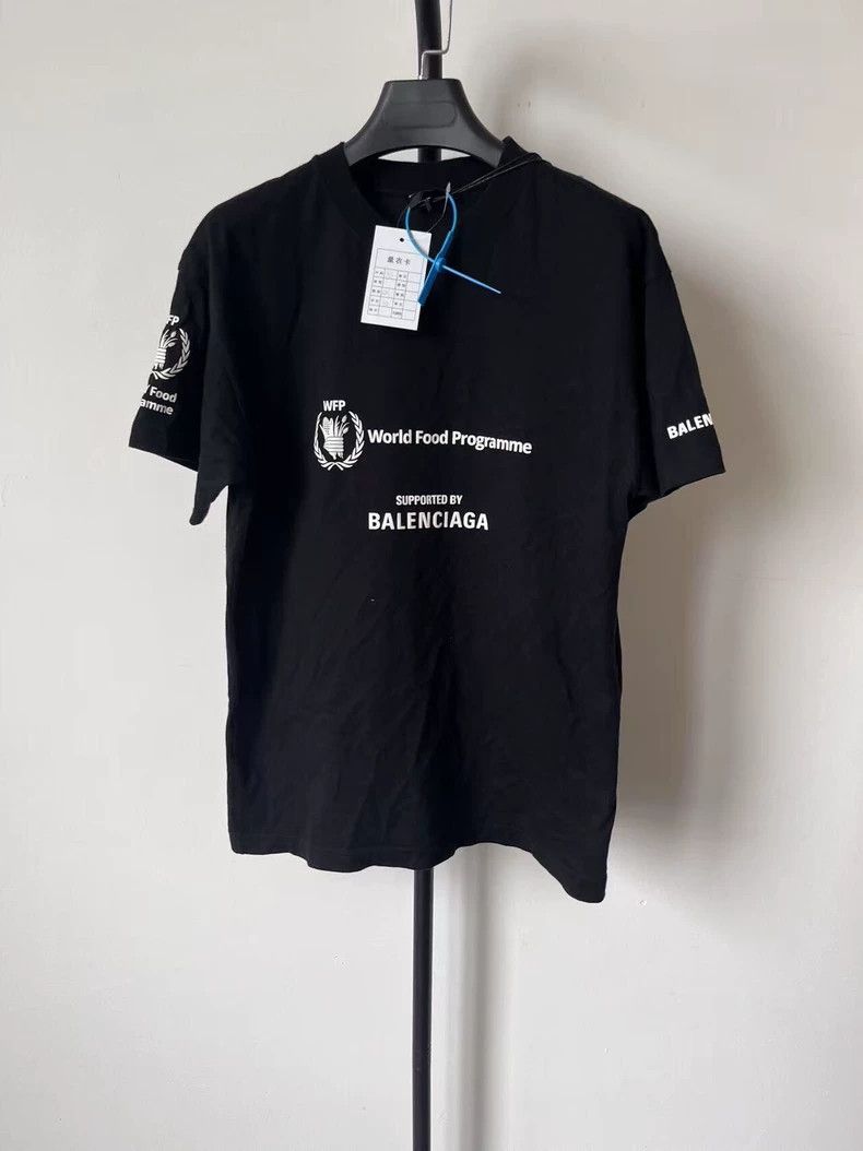 Balenciaga Balenciaga Logo monogrammed crewneck pullover short sleeve Size US XS / EU 42 / 0 - 1 Thumbnail