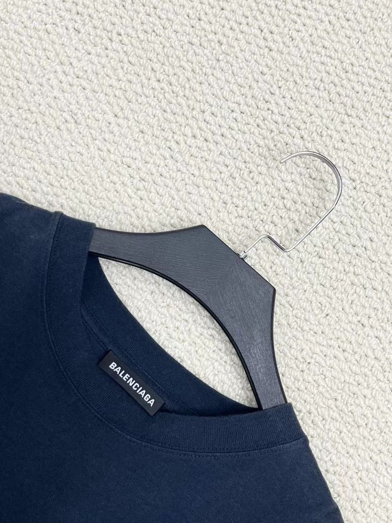 Other Balenciaga Navy blue worn-out back monogram logo short sle Size US M / EU 48-50 / 2 - 3 Thumbnail