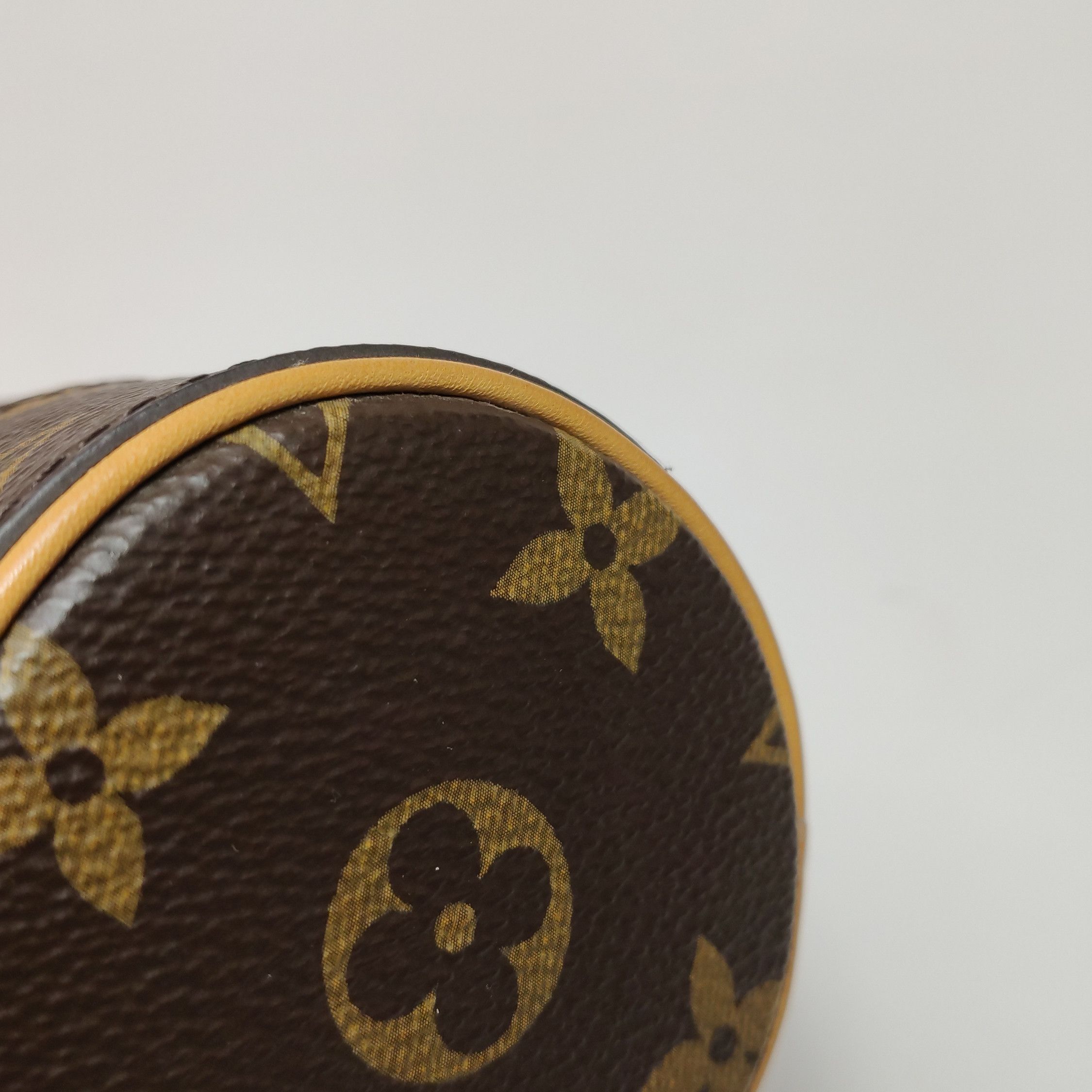 Louis Vuitton Louis Vuitton (LV) Vegetable Tanned Leather Monogram Print Size ONE SIZE - 9 Thumbnail