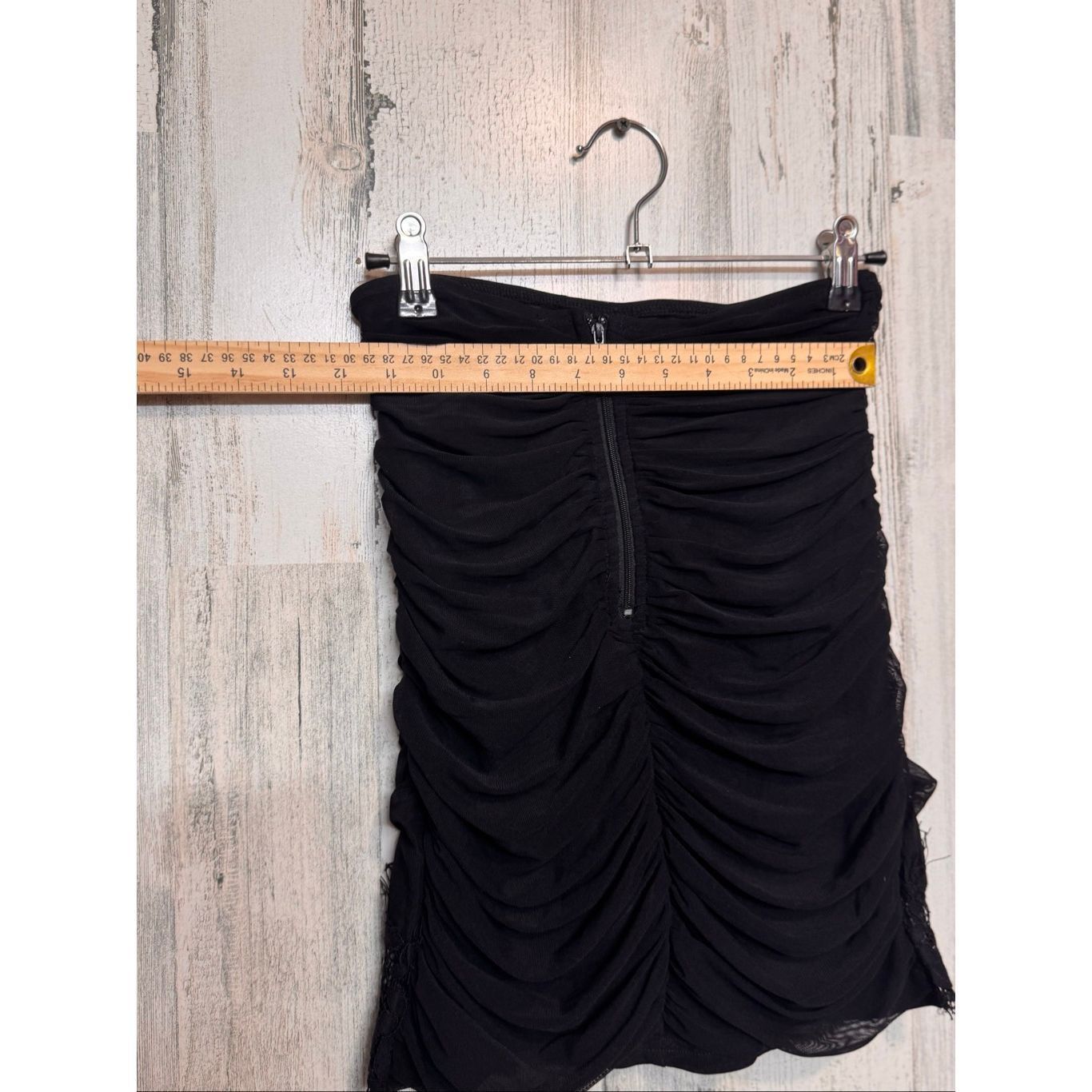 Other Windsor Privy Black Ruched Lace Mini Skirt | Bodycon Dressy Size 30" / US 8 / IT 44 - 8 Thumbnail