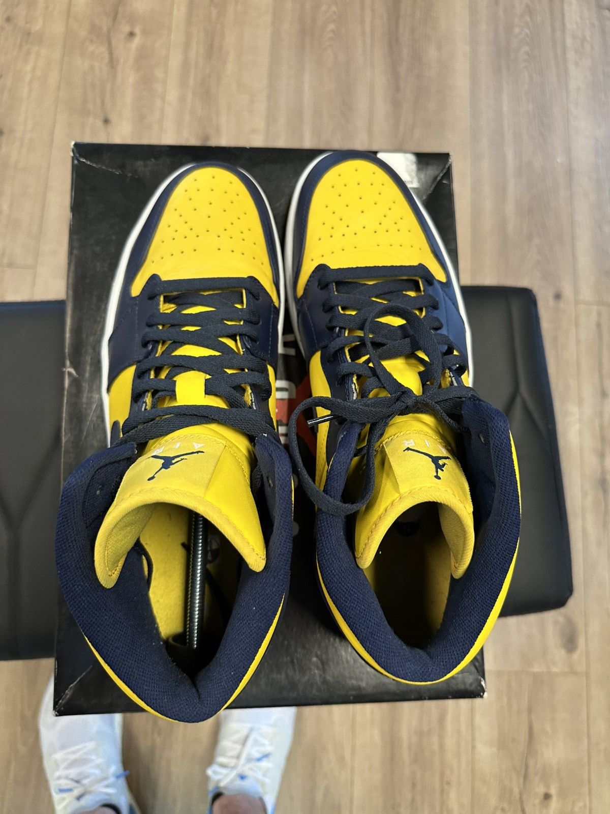 Nike Jordan 1 Michigan Size US 14 / EU 47 - 5 Thumbnail