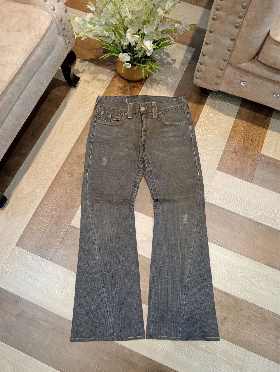 True Religion TRUE RELIGION JOEY FLARED DENIM JEANS - SIZE 29 Size US 29 - 1 Thumbnail