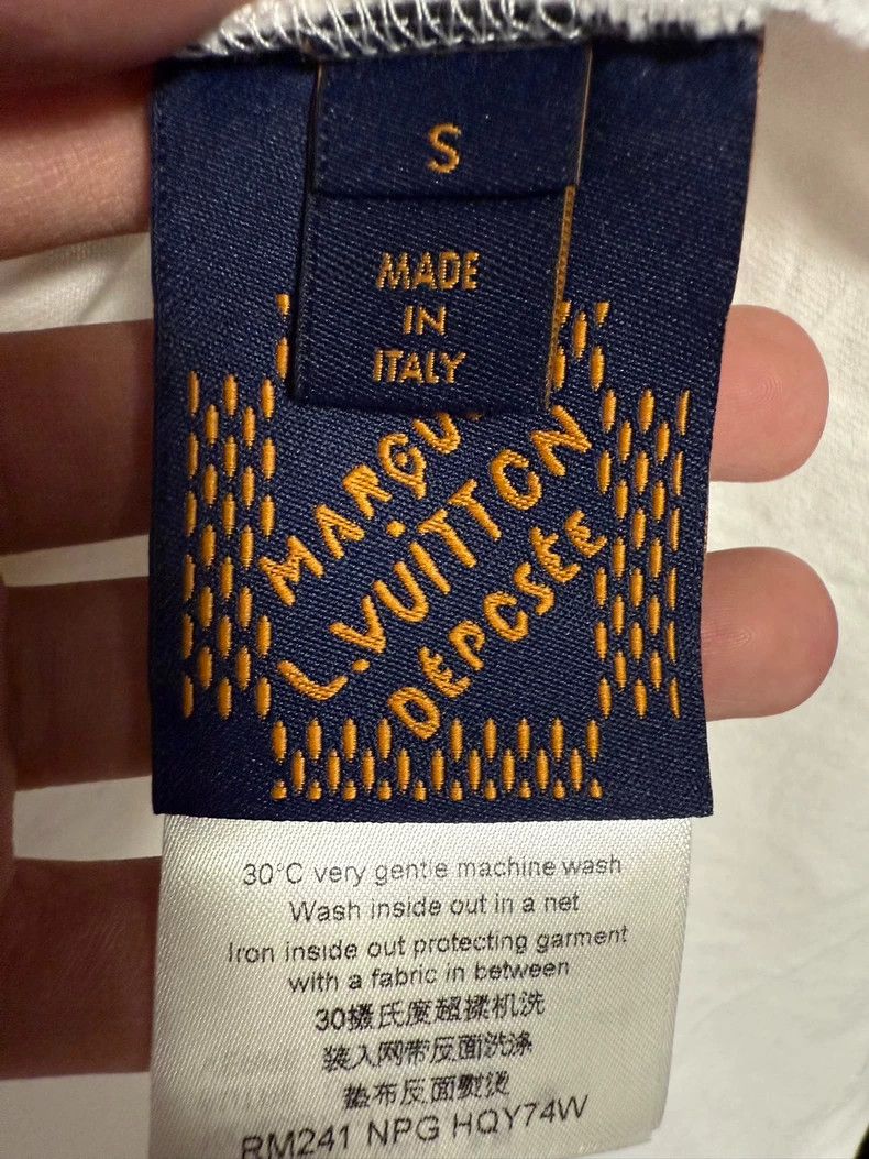 Louis Vuitton Louis Vuitton Beaded and printed logo short sleeves for the Size US S / EU 44-46 / 1 - 5 Thumbnail
