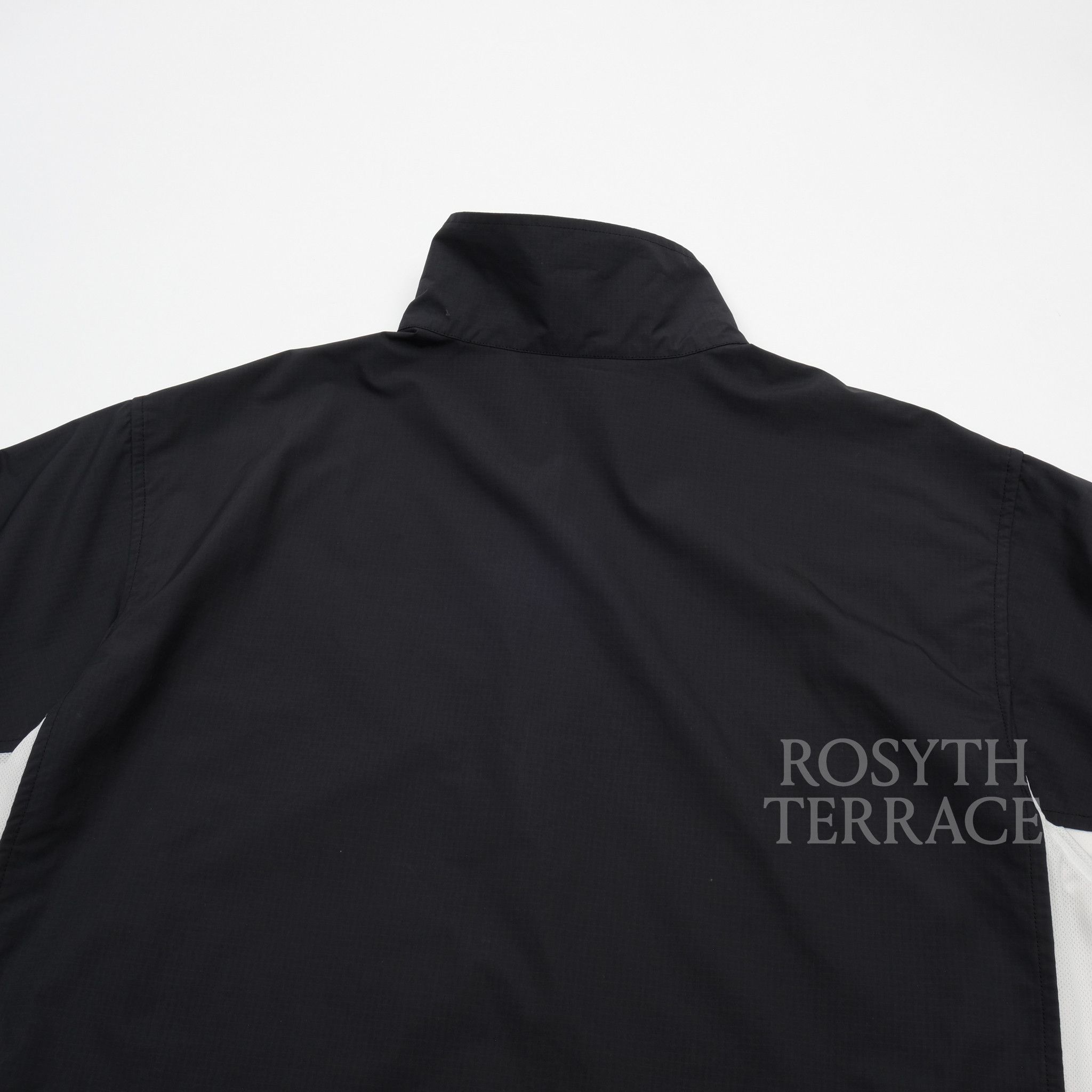 Japanese Brand 【SO SHOP & HOSTEL / SIDE MESH HALF ZIP JACKET / SIZE M】 Size US M / EU 48-50 / 2 - 5 Thumbnail
