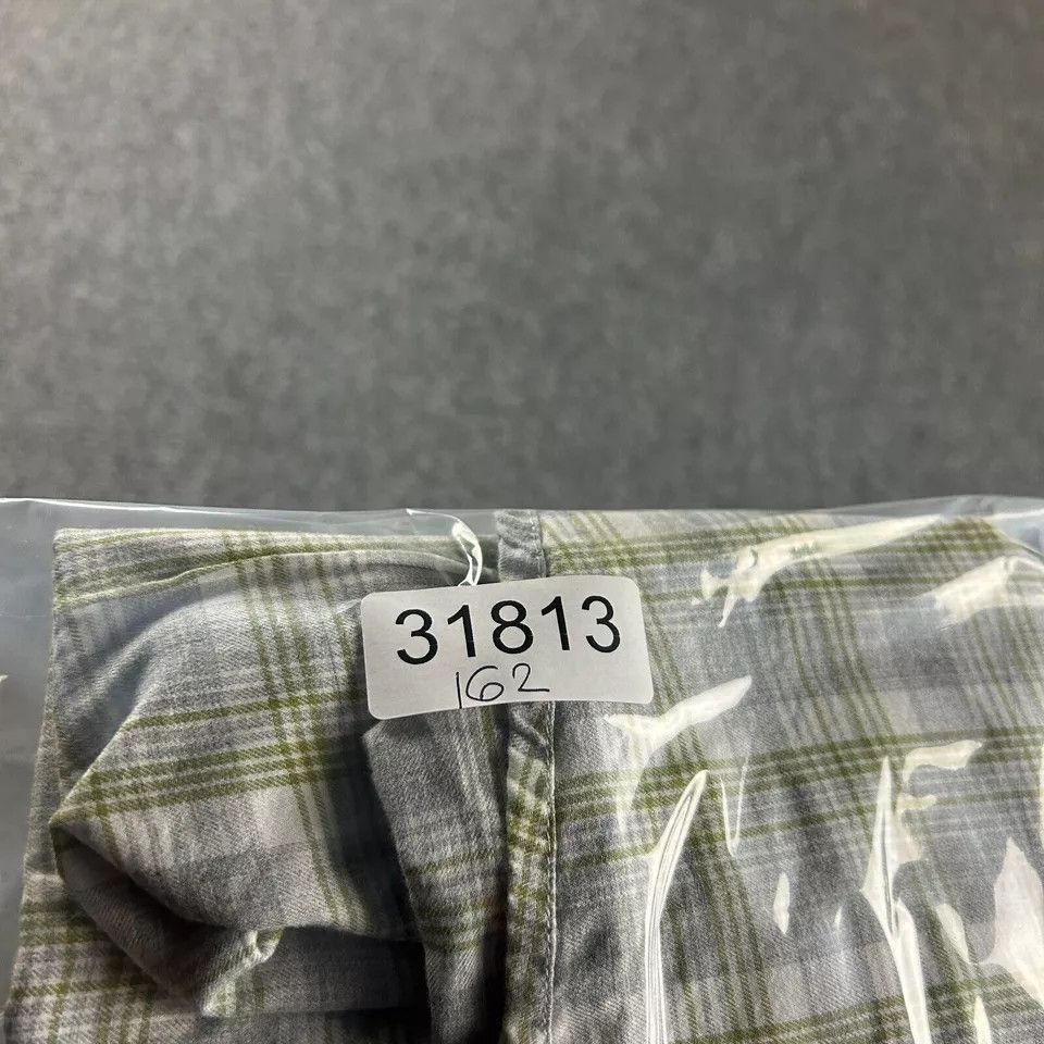 Royal Robbins Royal Robbins Shirt Mens Large Plaid Standard Fit Button Up Size US L / EU 52-54 / 3 - 8 Thumbnail