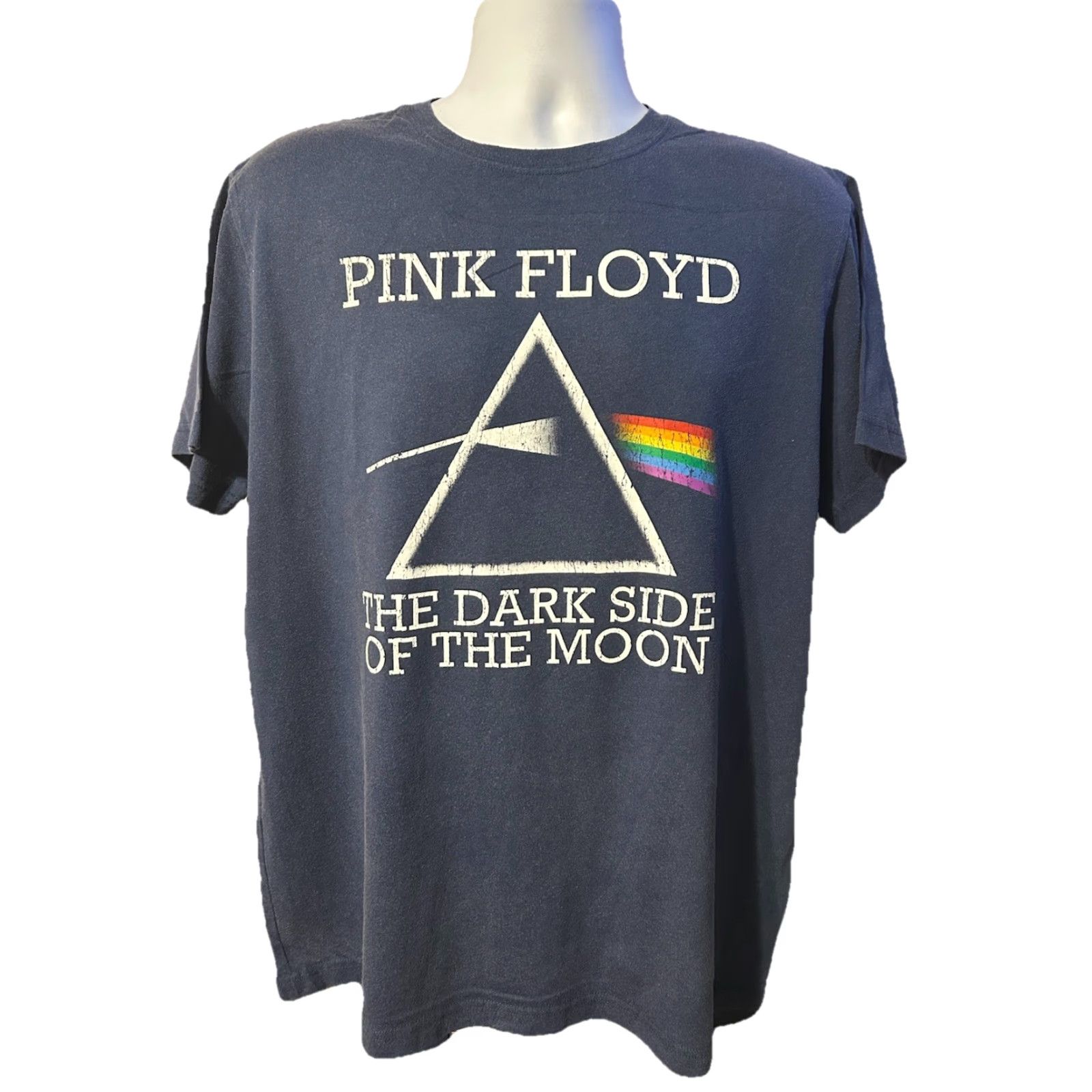 Vintage Pink Floyd The Dark Side Of The Moon Shirt XL Navy Blue Short Sleeve Crew Neck Unisex Adults graphic print Music 2010-2019 Vintage No Size US XL / EU 56 / 4 - 2 Thumbnail