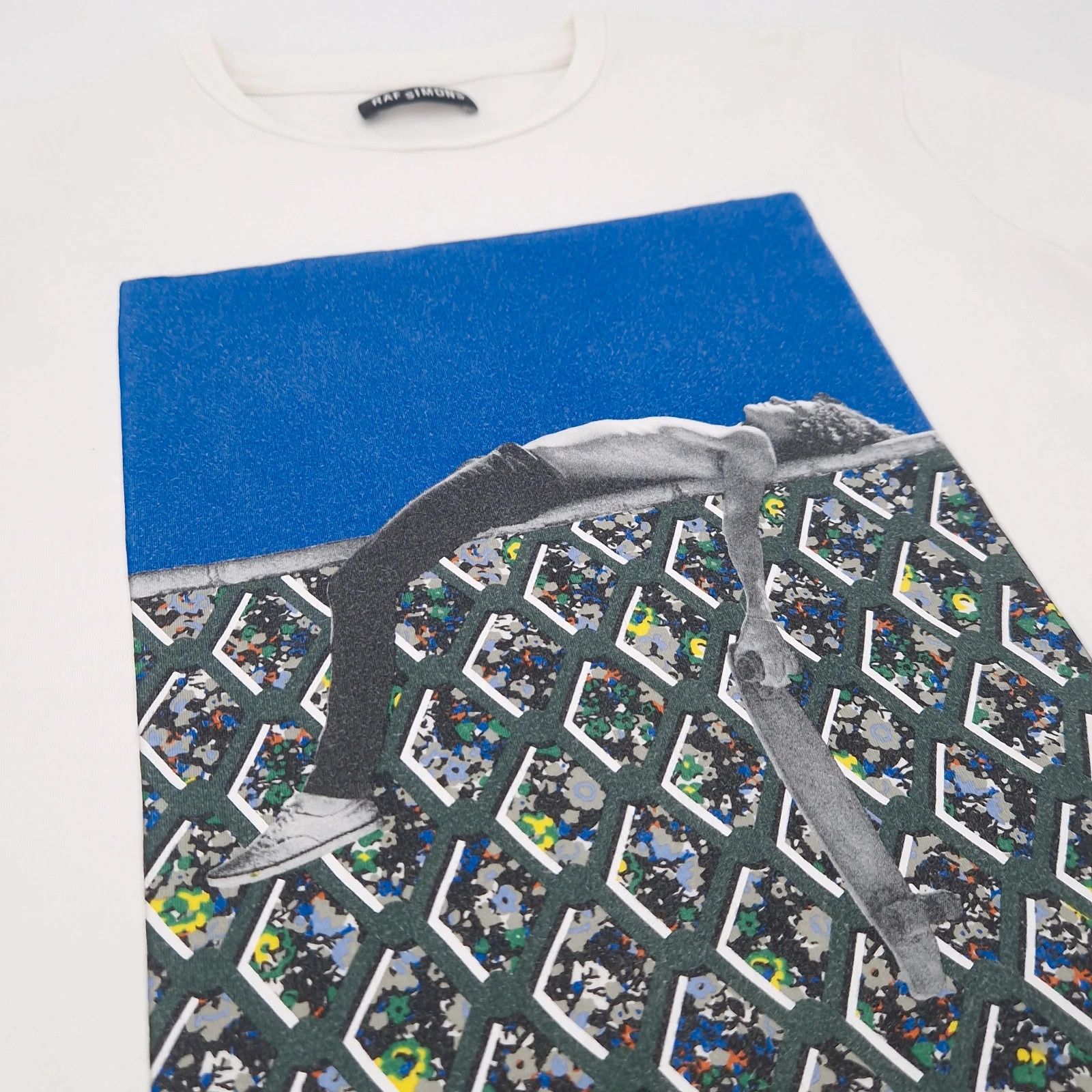 Raf Simons 2013 Fence Tee Art by Brian Calvin Size US XS / EU 42 / 0 - 3 Thumbnail