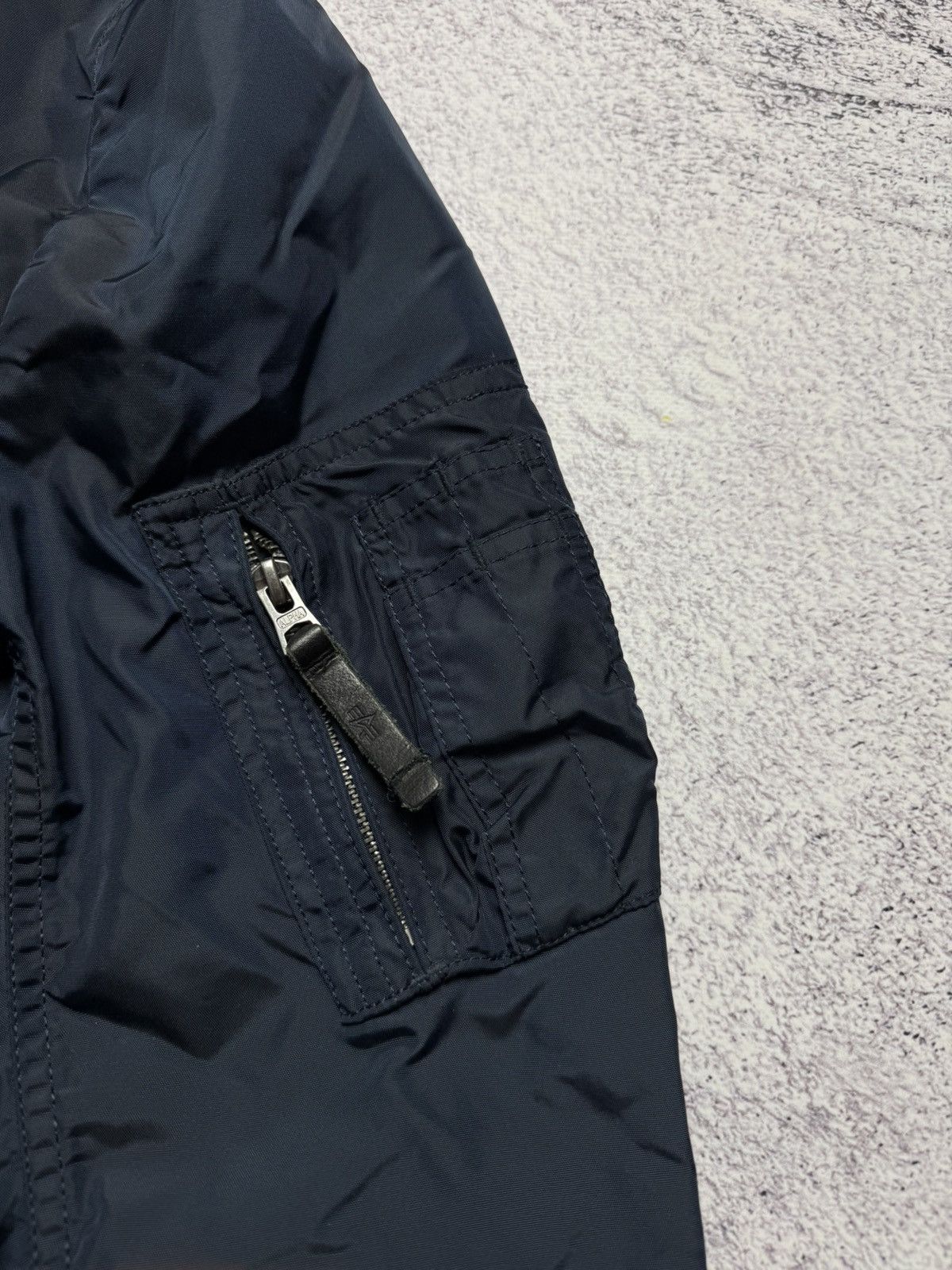 Alpha Industries Alpha Industries MA-2 Flight Bomber Jacket Avant Garde Style Size US L / EU 52-54 / 3 - 8 Thumbnail