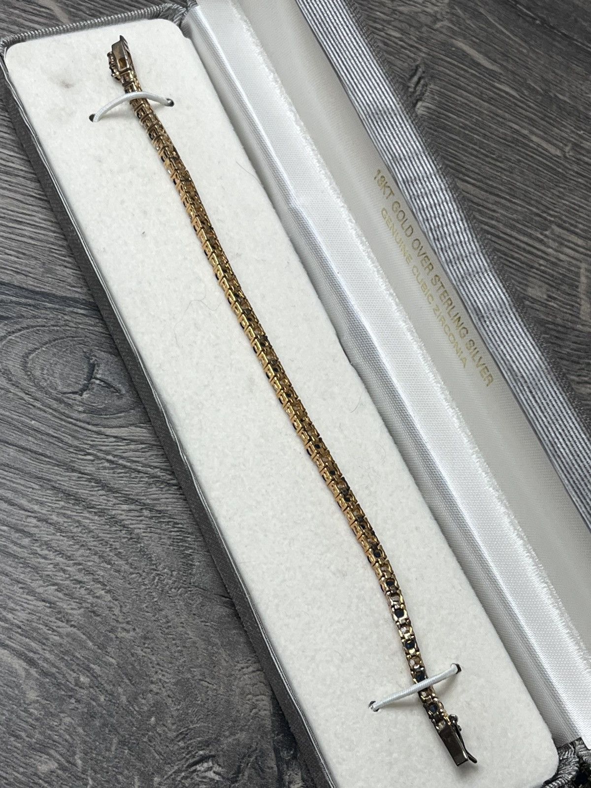 Other 18K Gold Sterling Silver Blue White CZ Tennis Bracelet Boxed Size ONE SIZE - 7 Thumbnail
