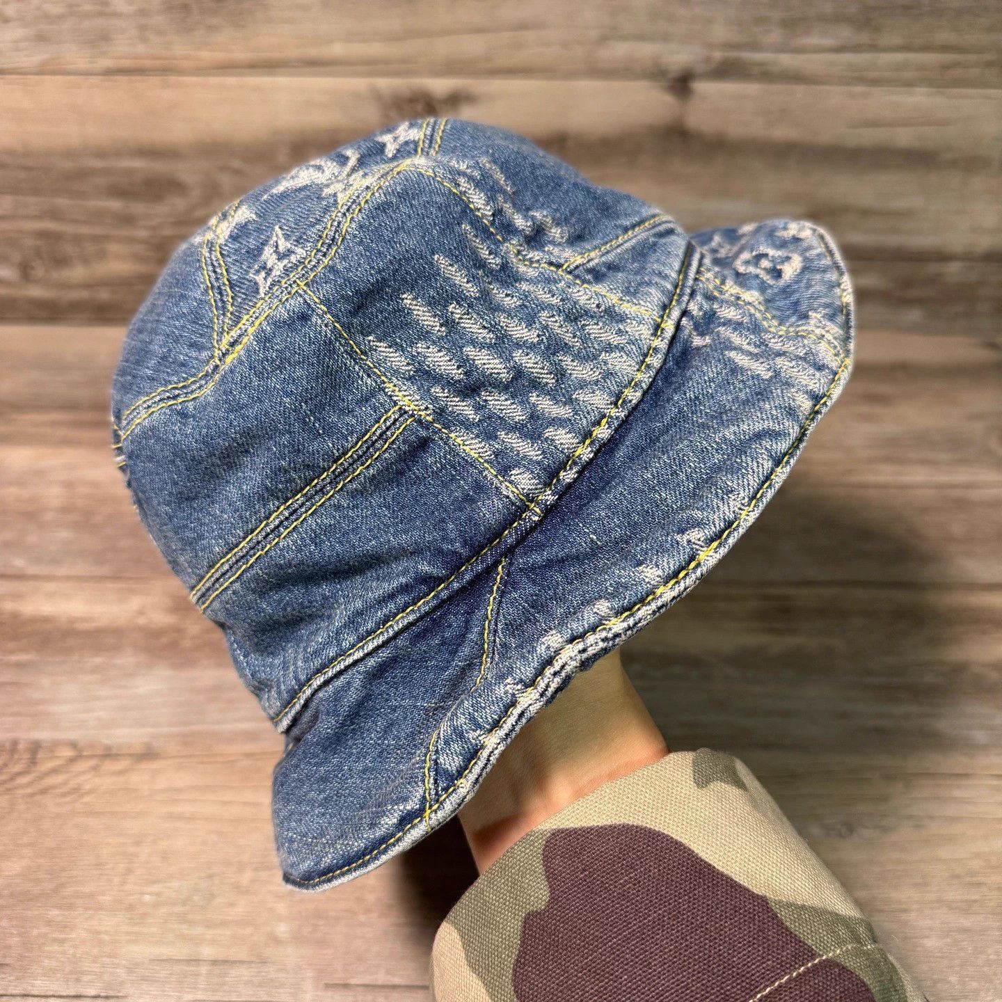 Louis Vuitton LV x Nigo Denim Panel Monogram Bucket Hat M Size ONE SIZE - 2 Thumbnail