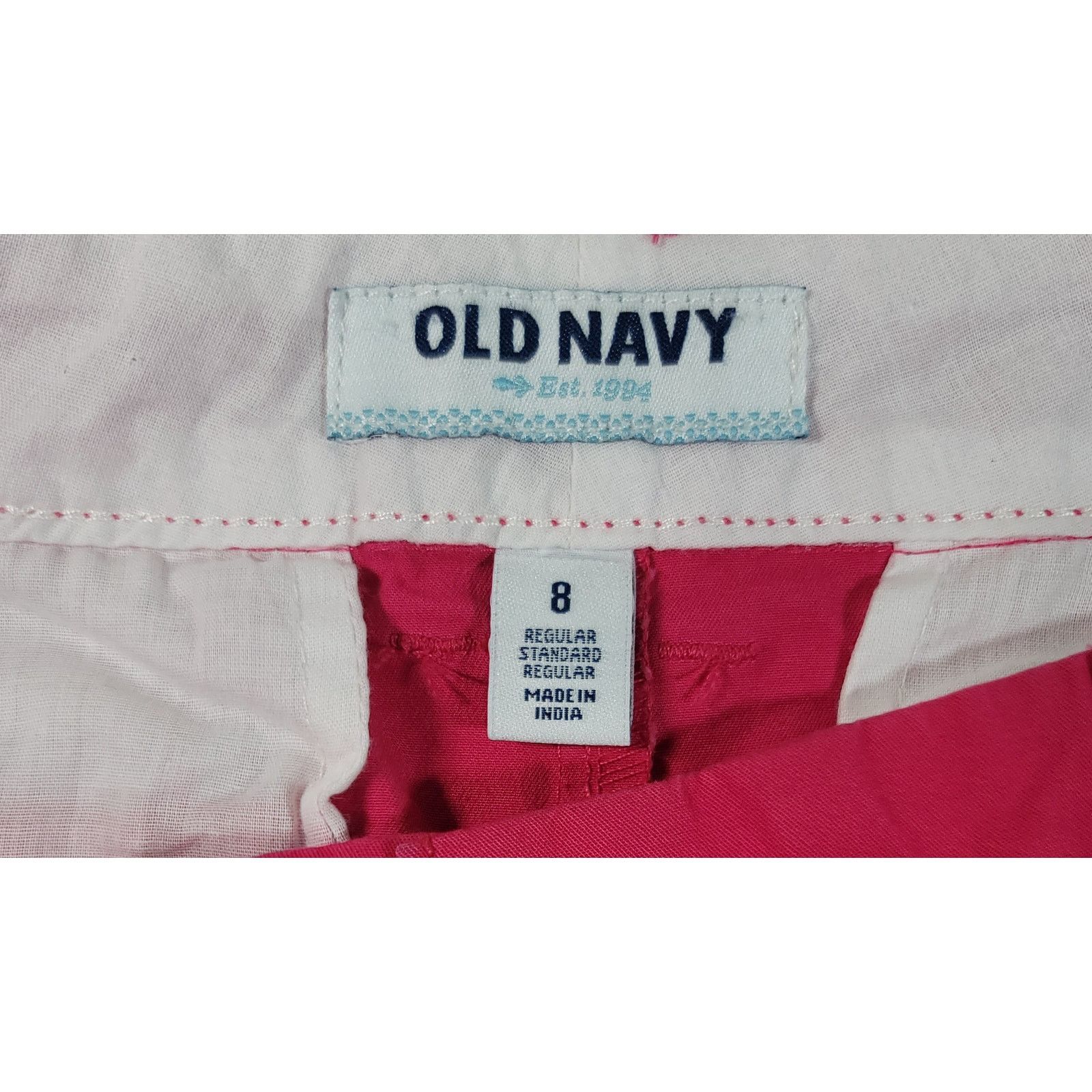Old Navy Old Navy Pink Fuchsia Flat Front Chino Shorts 8 Lightweight Size 30" / US 8 / IT 44 - 3 Thumbnail