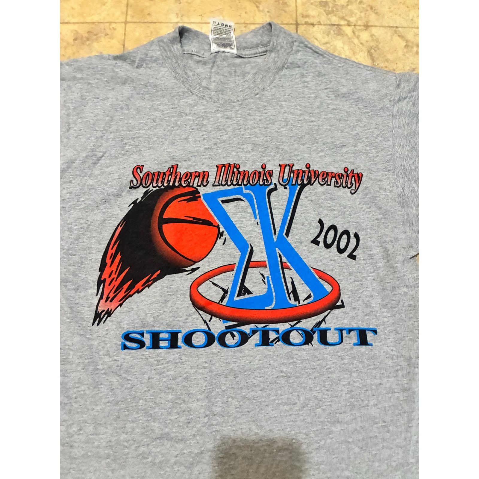 Fruit Of The Loom Vintage 2002 SIU Shootout Medium T-Shirt Fruit of the Loom Size US M / EU 48-50 / 2 - 3 Thumbnail
