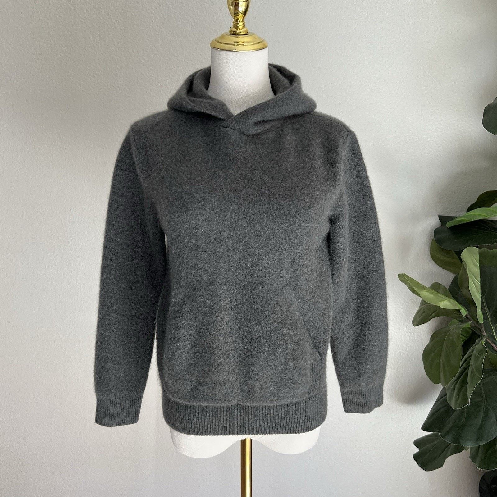 Vince $495 Vince Cashmere Pullover Hoodie Grey XS Women Sweater Size XS / US 0-2 / IT 36-38 - 1 Thumbnail