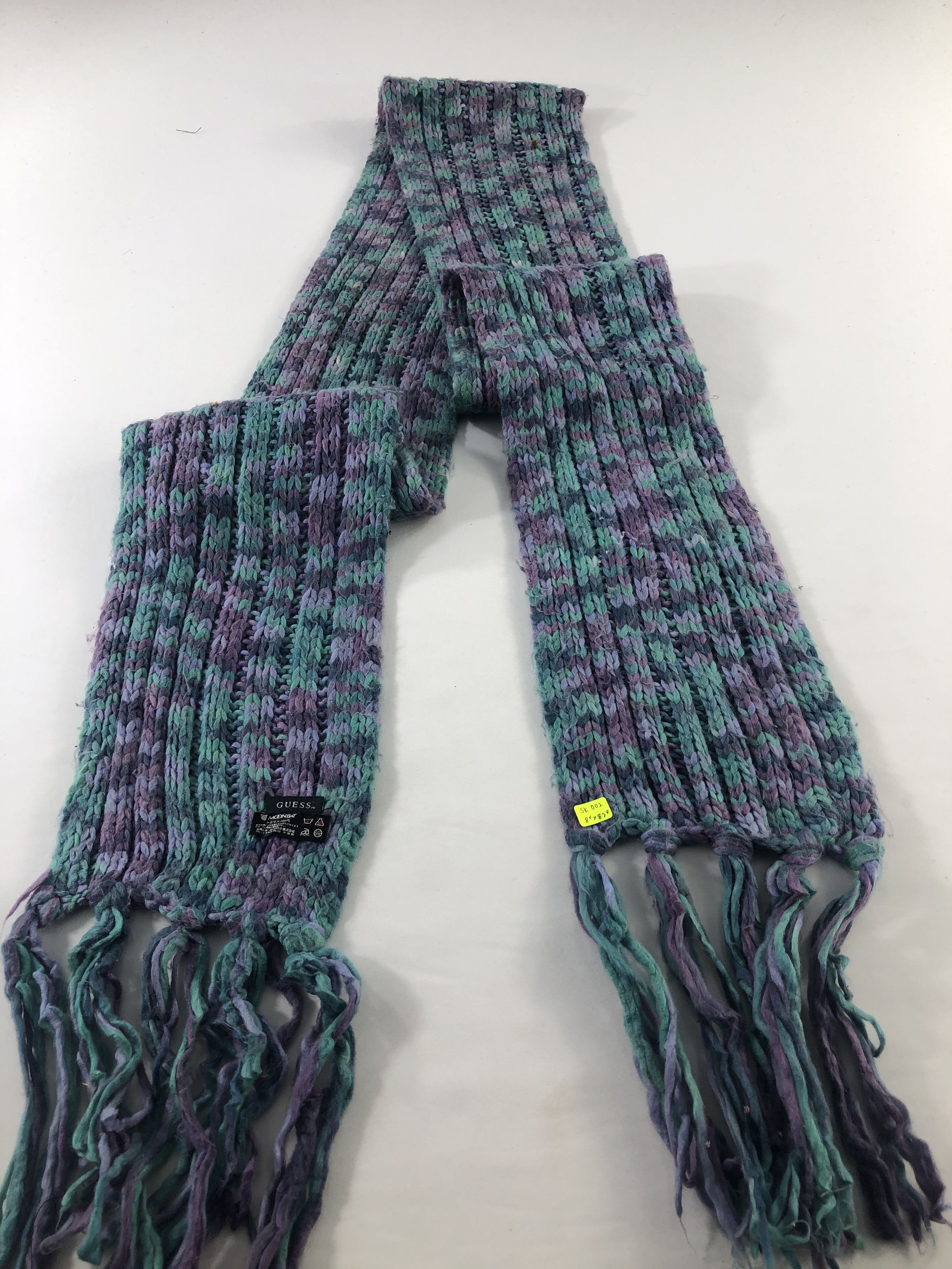 Guess Guess Scarf / Muffler / Neckwear Size ONE SIZE - 6 Thumbnail