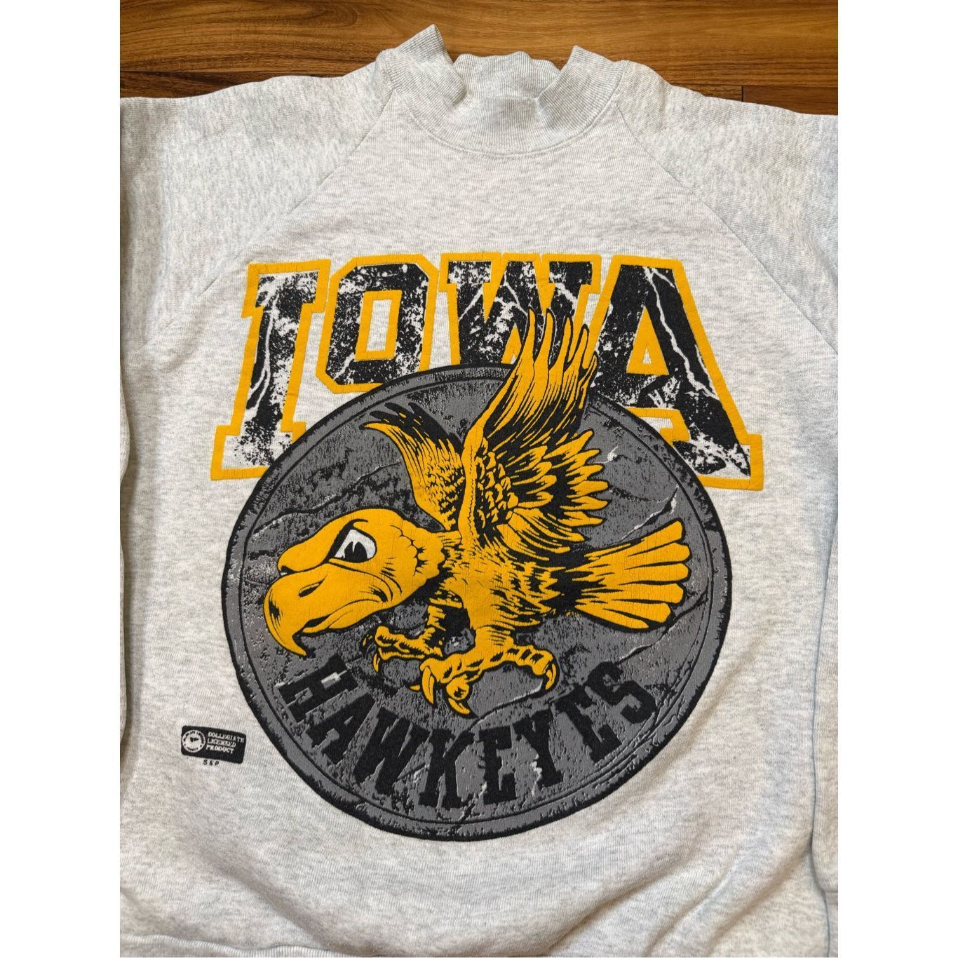 Fruit Of The Loom Size M - Vintage 1990s Grail University Of lowa Crest Logo C Size US M / EU 48-50 / 2 - 2 Thumbnail