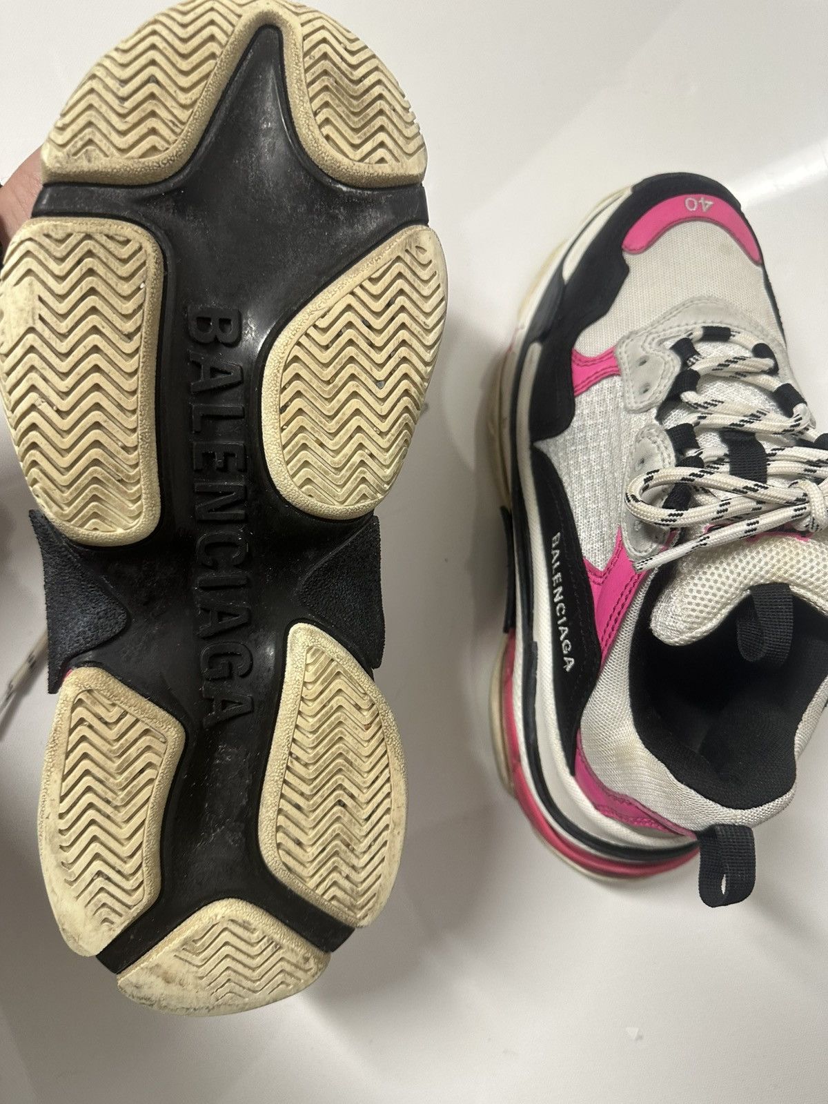 Balenciaga Balenciaga Triple S Sneaker Pink Unisex Size US 8.5 / EU 41-42 - 3 Thumbnail