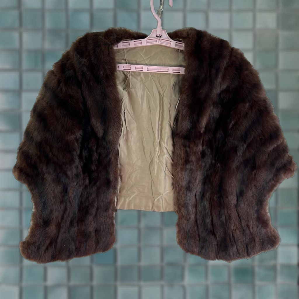 Vintage VINTAGE WLS Mink Stole Shawl Wrap M/L Brown 1960s Eveningwear Womens Size M / US 6-8 / IT 42-44 - 1 Thumbnail