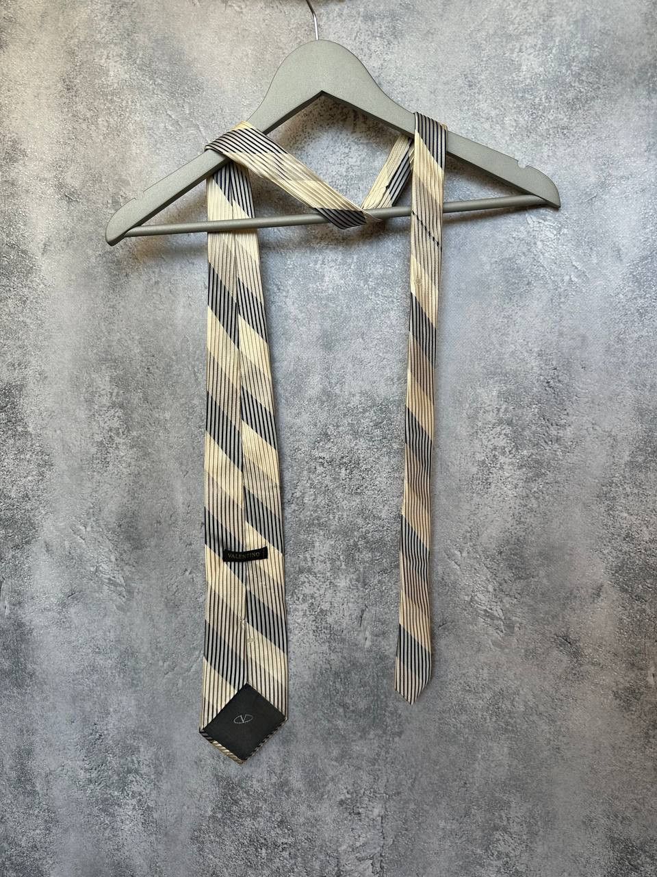 Valentino Valentino Vintage Silk Tie Striped Made in Italy 100% Silk Size ONE SIZE - 2 Thumbnail