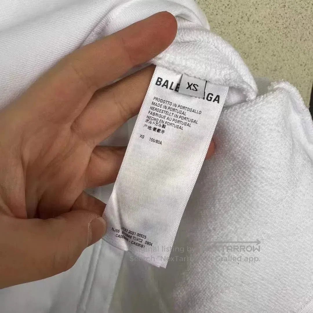 Balenciaga Balenciaga Valentine Limited Heart Hoodie. Size XS / US 0-2 / IT 36-38 - 3 Thumbnail