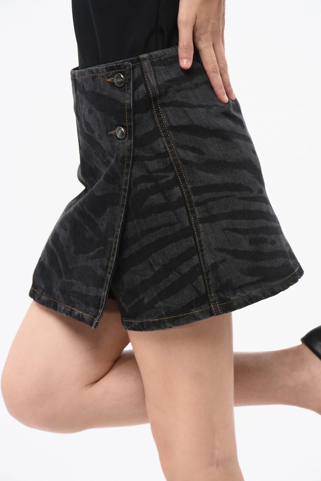 Ganni og1mm0426 Denim Wrap Miniskirt in Black Size 28" / US 6 / IT 42 - 3 Thumbnail