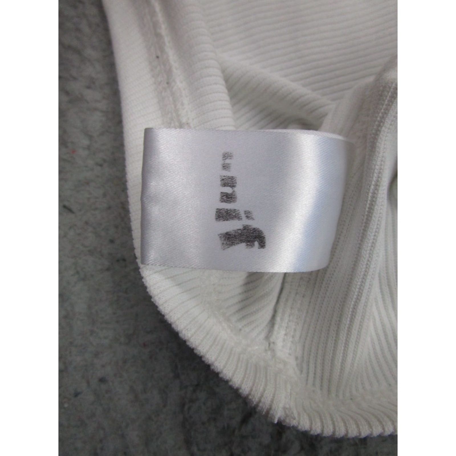 UNIF UNIF Camisole Tank Top Womens XL White Ribbed y2k Square boxy Skater Raver Punk Shirt Womens XL White Camisole Tank UNIF Size XL / US 12-14 / IT 48-50 - 5 Thumbnail