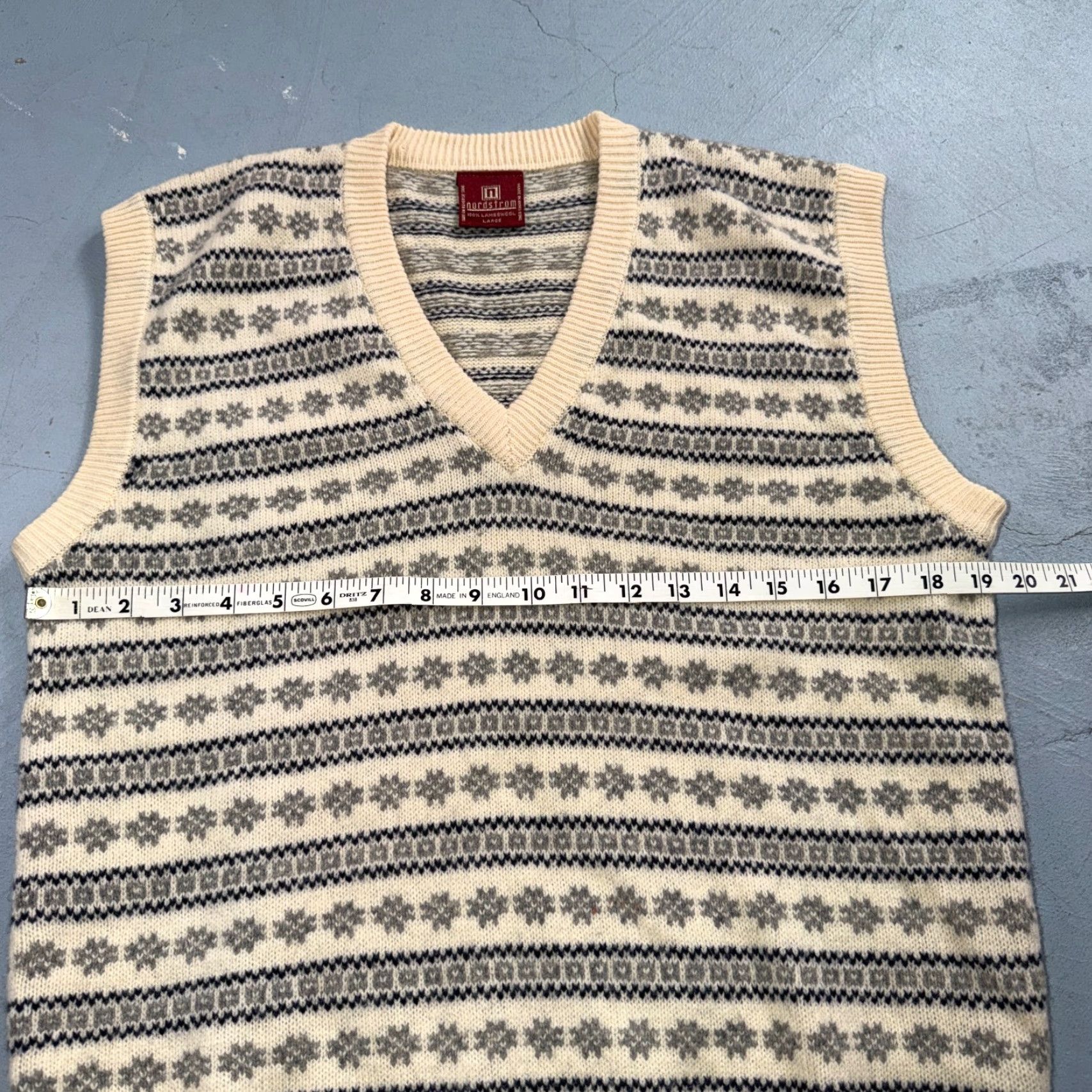 Nordstrom VINTAGE Nordstrom Sweater Vest Shirt Womens Large L Wool Beige V-Neck Striped All Seasons Lightweight Knit Classic Fashion Mens Girls? Size L / US 10 / IT 46 - 6 Thumbnail