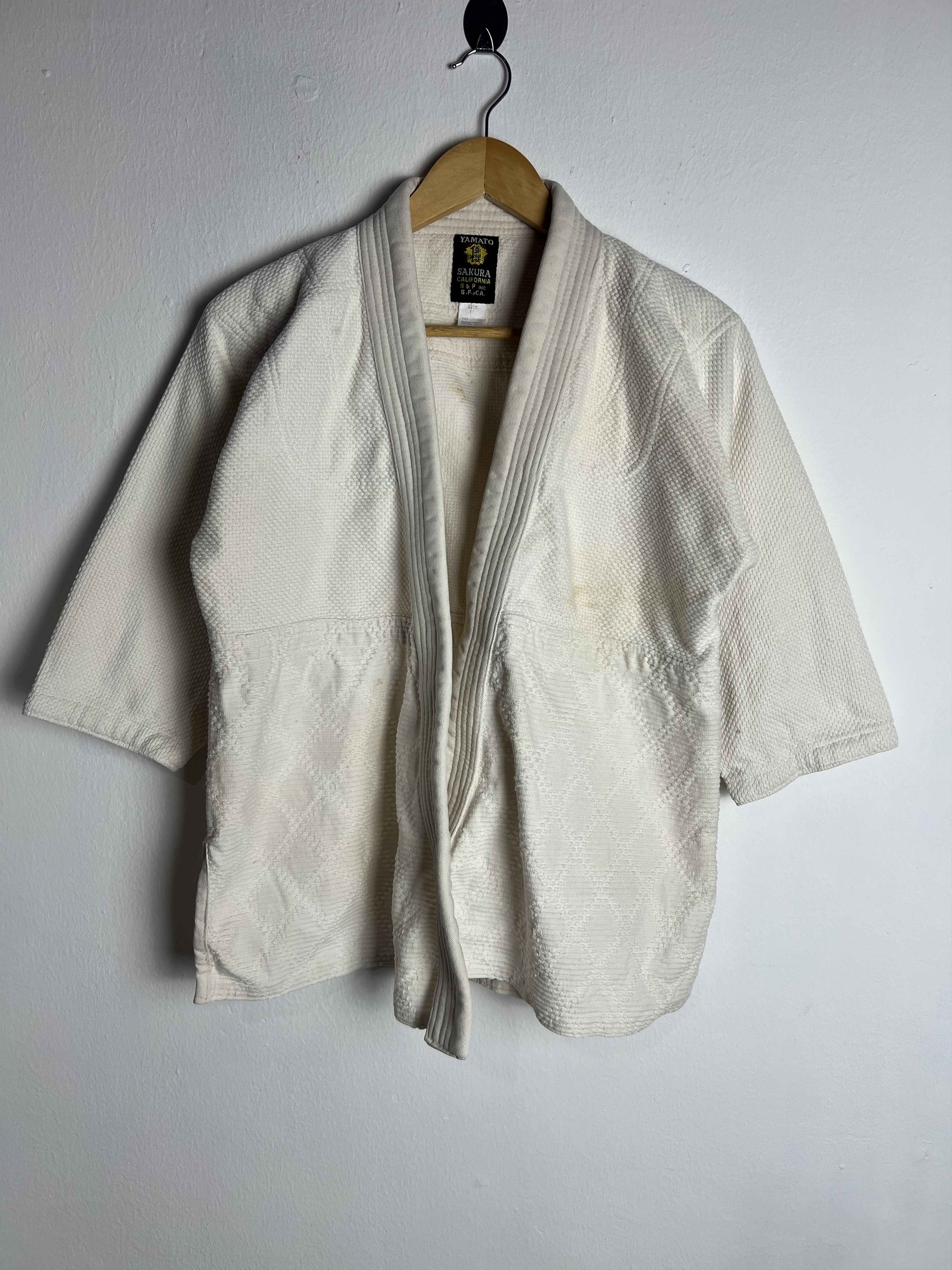 Vintage Vintage Dyed Sakura White Sashiko Kimono Size US M / EU 48-50 / 2 - 1 Thumbnail